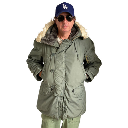 Small. Authentic 1977 US Air Force vintage N-3B extreme cold weather Flyer coat - USA Vintage Bcn
