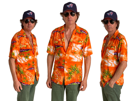 Size Small. Vintage 90s Hawaiian shirt - USA Vintage Bcn