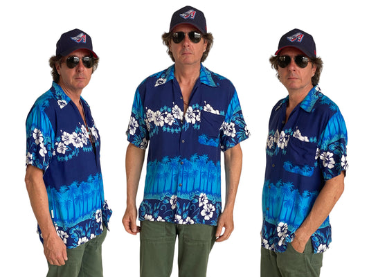 Size Small. Vintage 90s Hawaiian shirt - USA Vintage Bcn