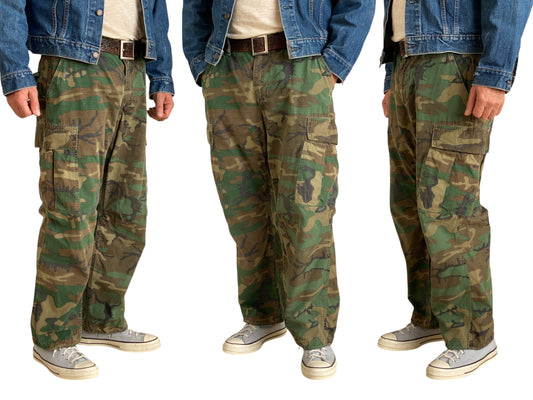 Med Short . Authentic US Army 1970 Vietnam war era camouflage jungle pants. - USA Vintage Bcn