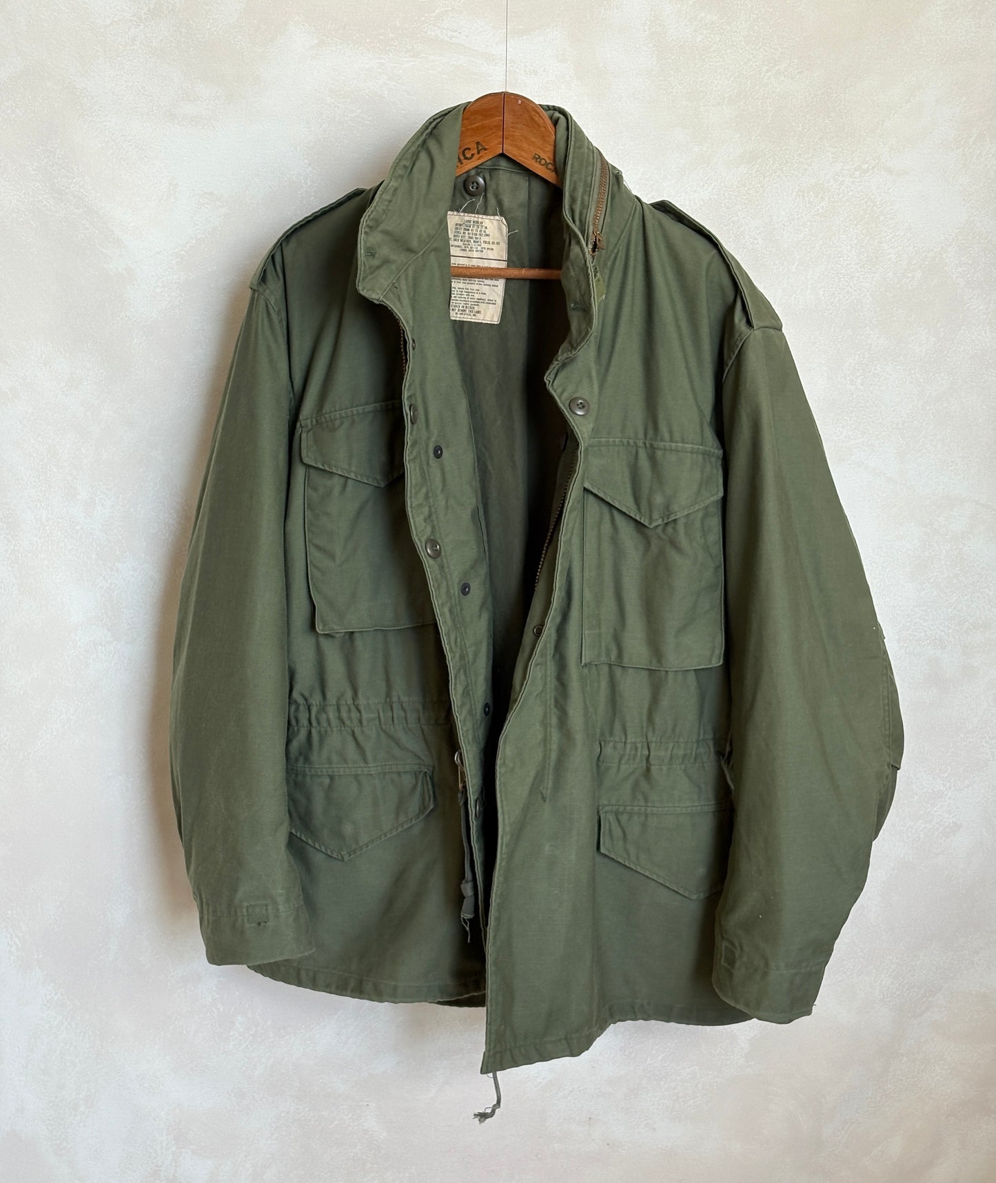 Large Reg.Authentic 1977 US Army M-65 field jacket Military - USA Vintage Bcn