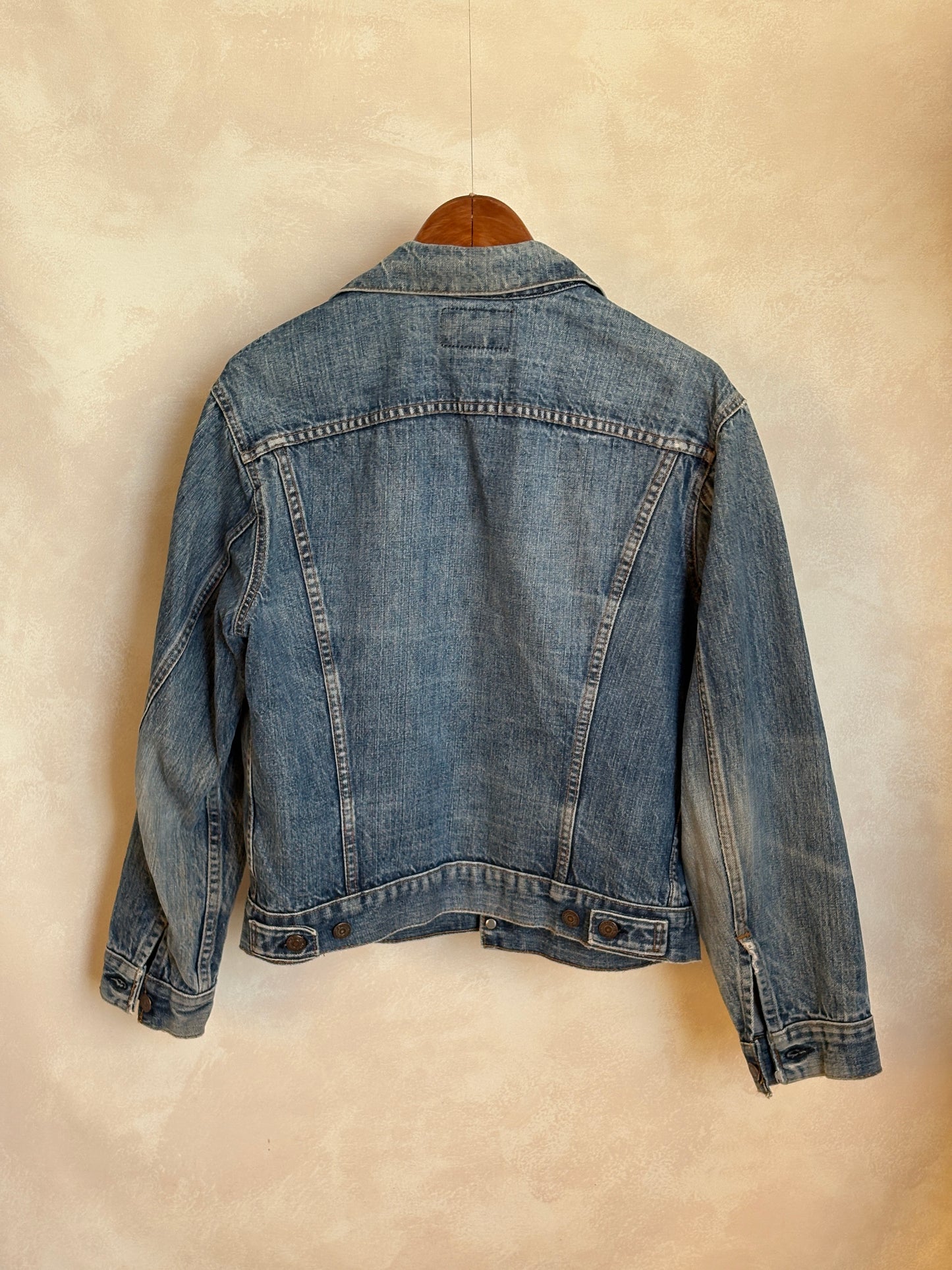 Size 40US / 50EU. Vintage 70s Levi’s Denim Jacket – 2 Pockets – Made in USA - USA Vintage Bcn