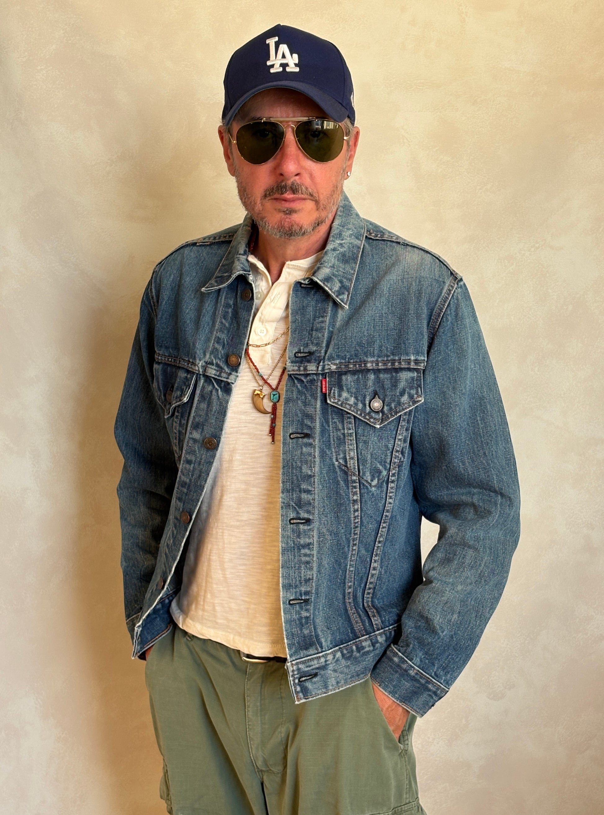 Size 42US / 52EU. Vintage late 70s 70505 Levis 2 pockets made in USA - USA Vintage Bcn