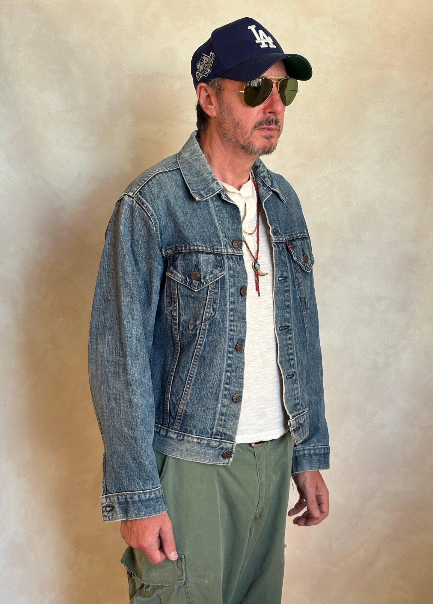 Size 42US / 52EU. Vintage late 70s 70505 Levis 2 pockets made in USA - USA Vintage Bcn