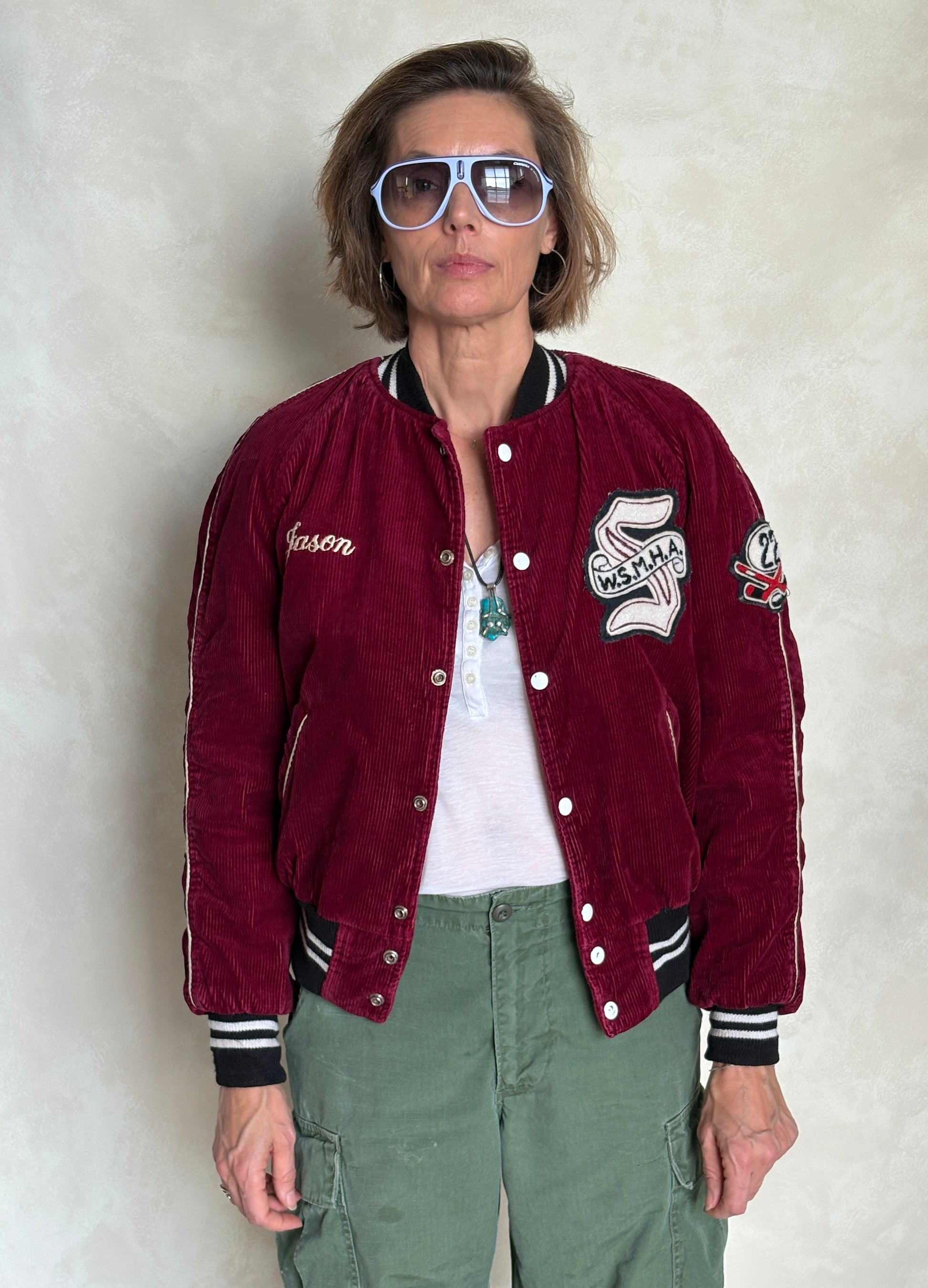 Size 34US / 44EU. Corduroy 70s varsity hockey jacket Made in Canada - USA Vintage Bcn