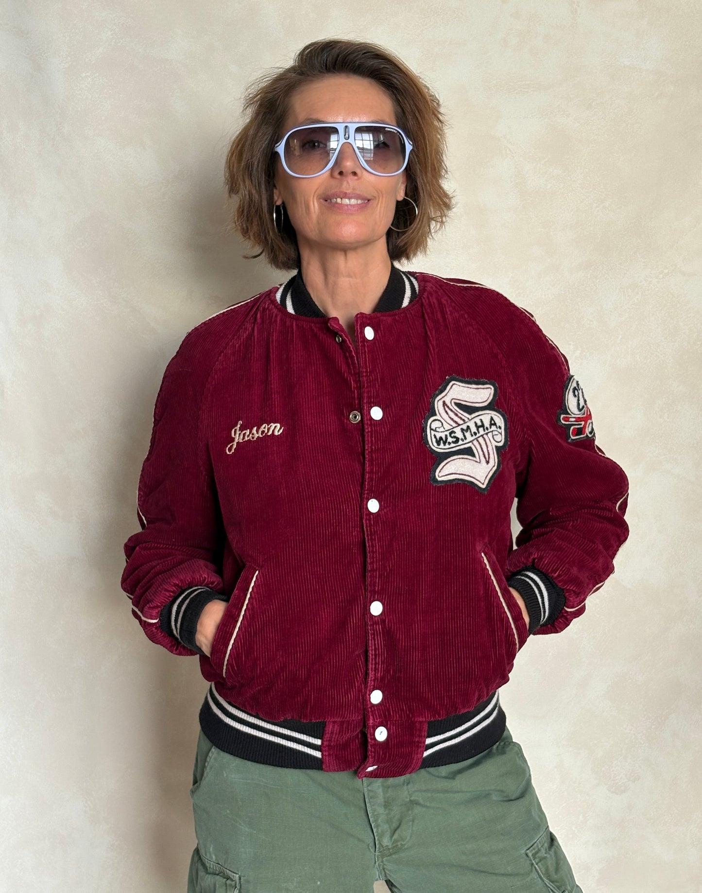 Size 34US / 44EU. Corduroy 70s varsity hockey jacket Made in Canada - USA Vintage Bcn
