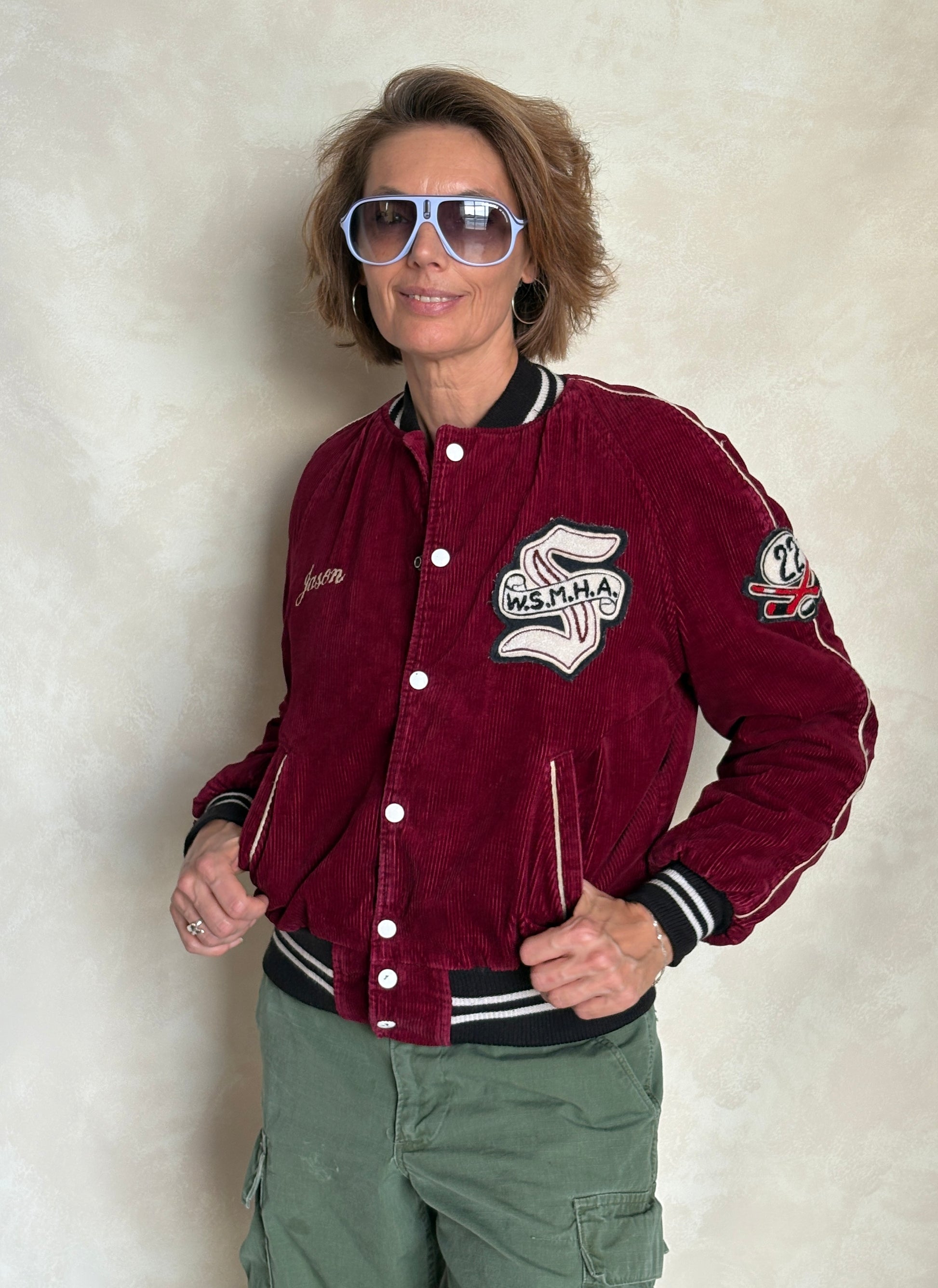 Size 34US / 44EU. Corduroy 70s varsity hockey jacket Made in Canada - USA Vintage Bcn