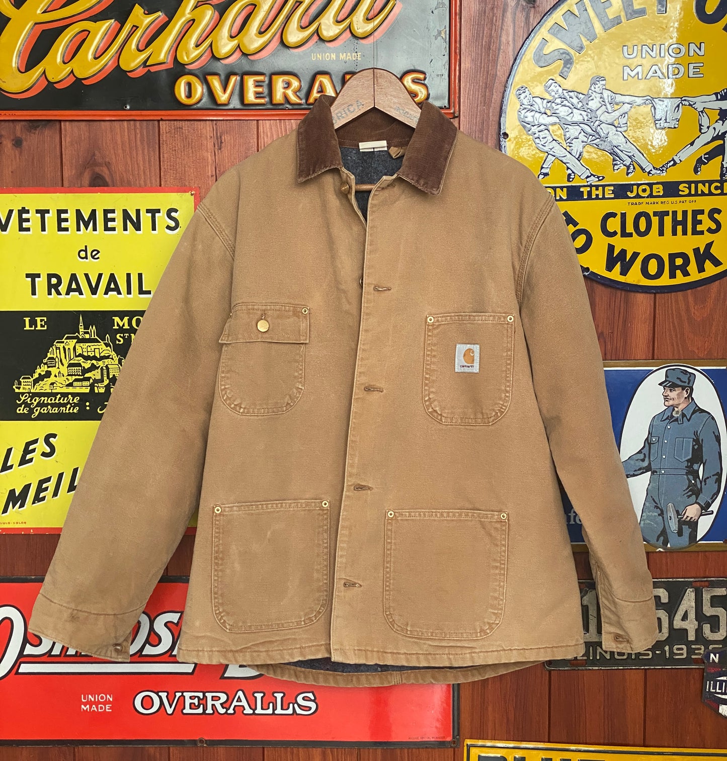 Size 44 US( 54EU ) Carhartt Blanket lined jacket MADE in USA - USA Vintage Bcn