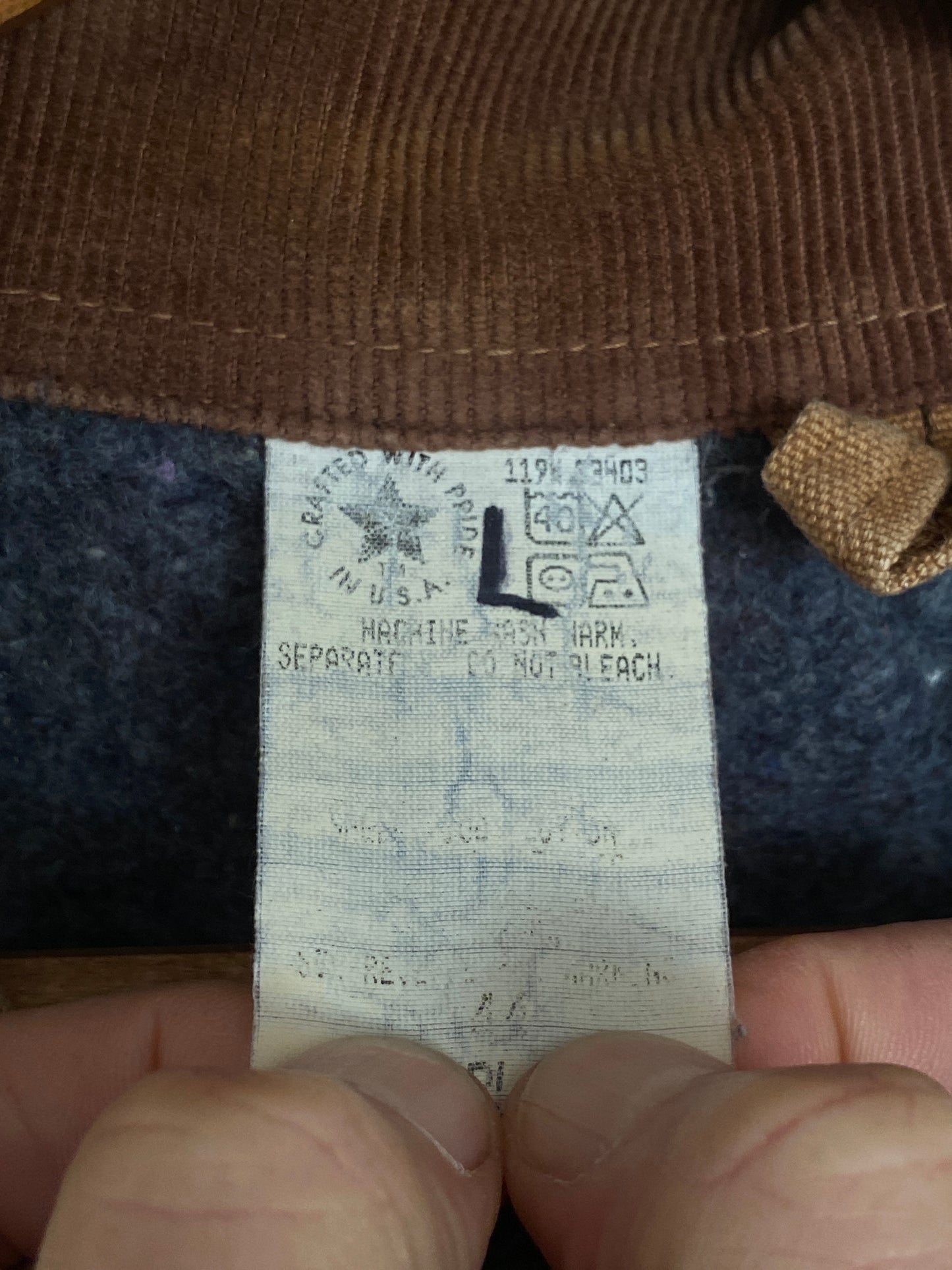 Size 44 US( 54EU ) Carhartt Blanket lined jacket MADE in USA - USA Vintage Bcn