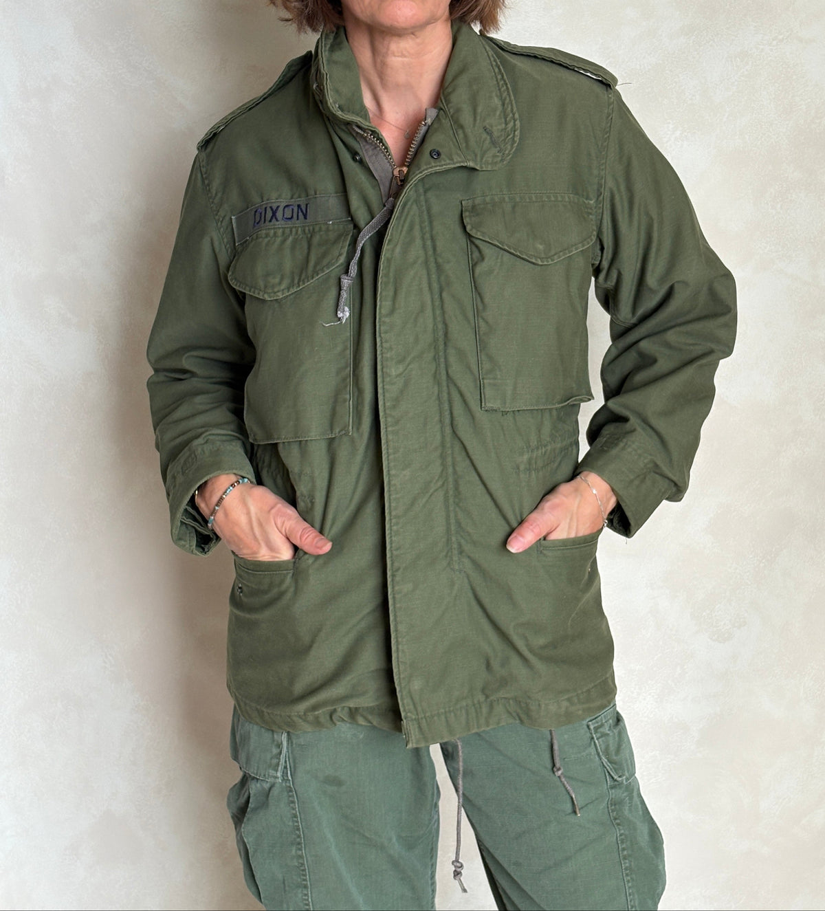X Small Short. 1982 Authentic US Army M-65 Field jacket Military-AJ357 Studio