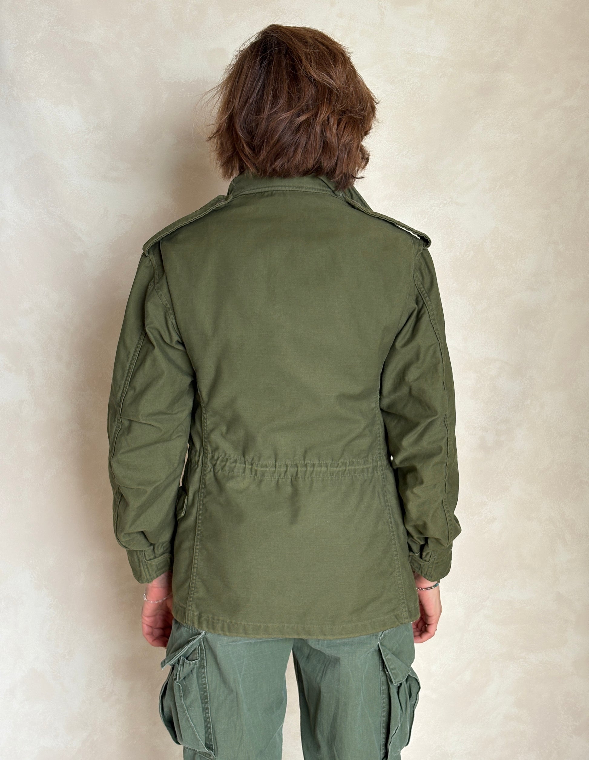 X Small Short. Authentic 1982 US Army M-65 field jacket Military - USA Vintage Bcn