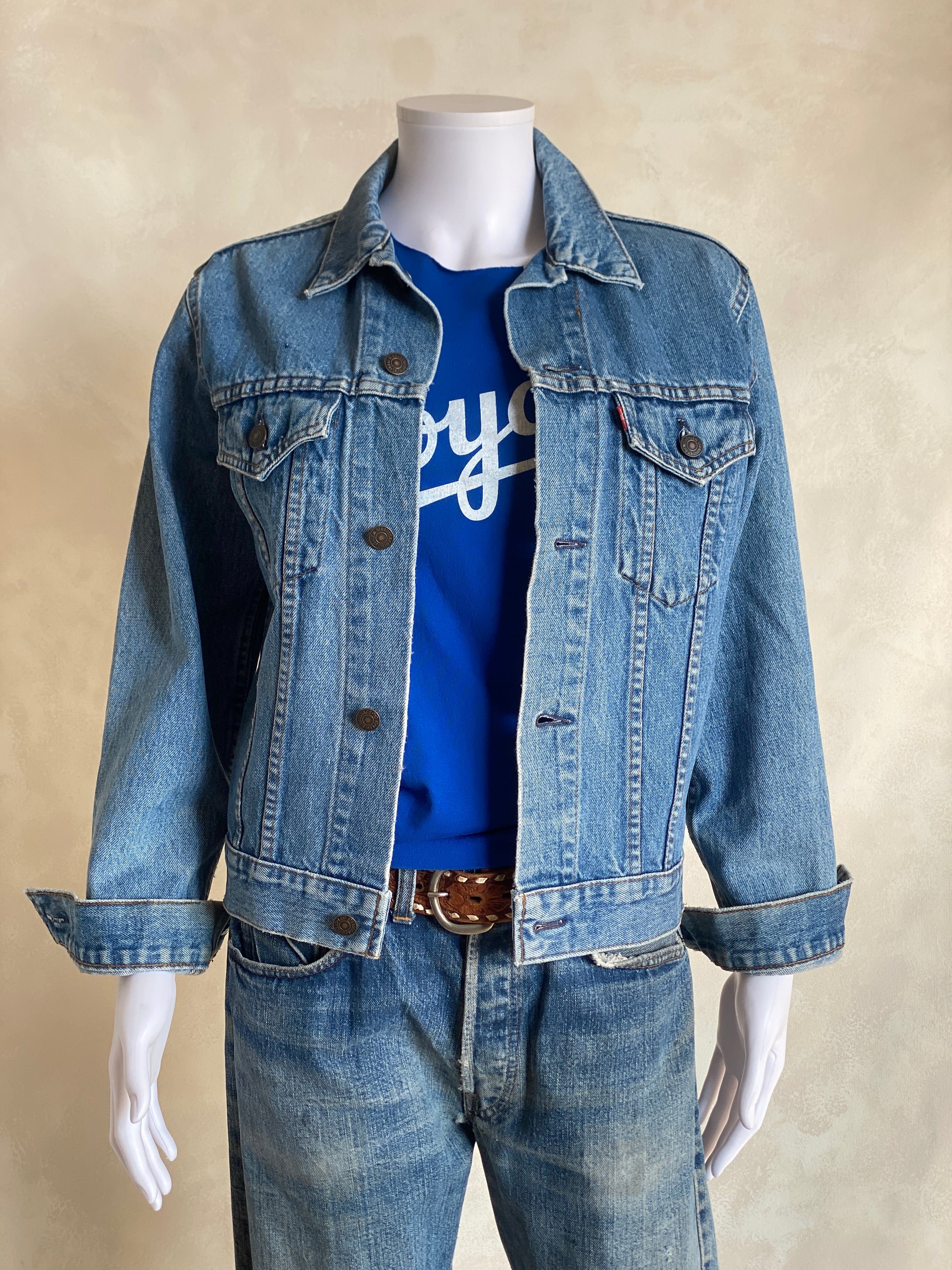 Size 36US / 46EU .Vintage Levis 2 pockets jacket Made in Canada - USA Vintage Bcn
