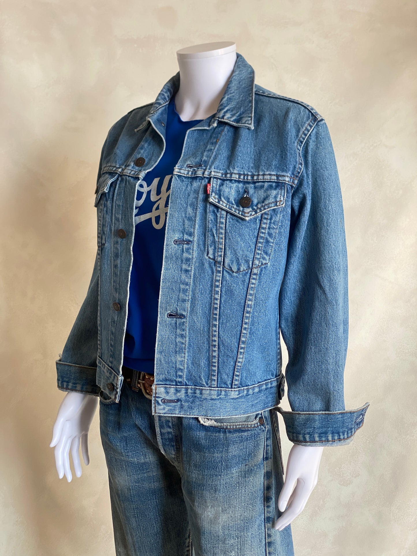 Size 36US / 46EU .Vintage Levis 2 pockets jacket Made in Canada - USA Vintage Bcn