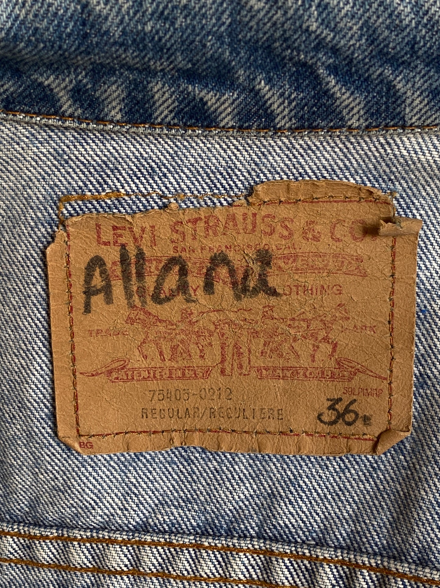 Size 36US / 46EU .Vintage Levis 2 pockets jacket Made in Canada - USA Vintage Bcn