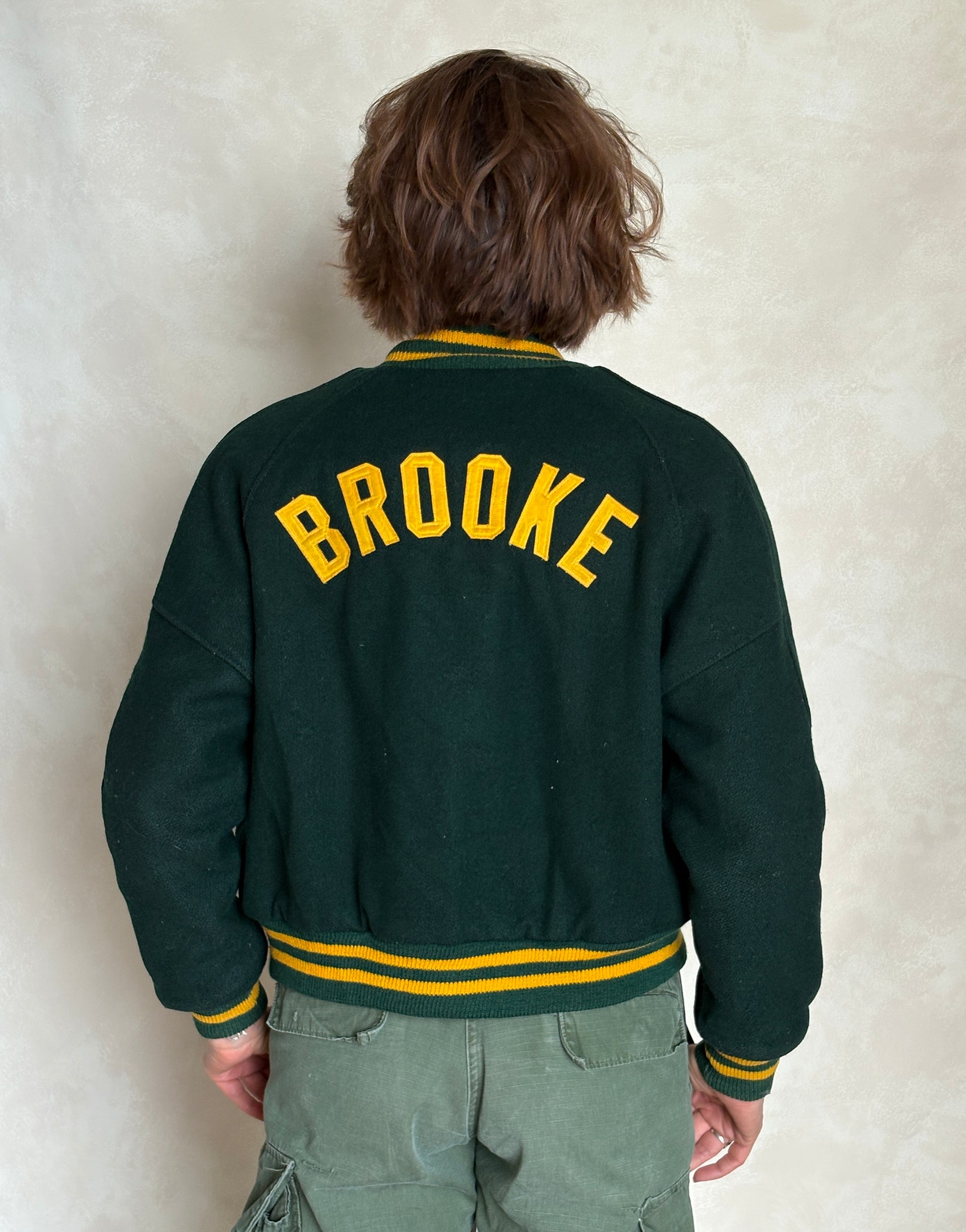 Size 18. Green Vintage 70s varsity jacket Made in USA - USA Vintage Bcn
