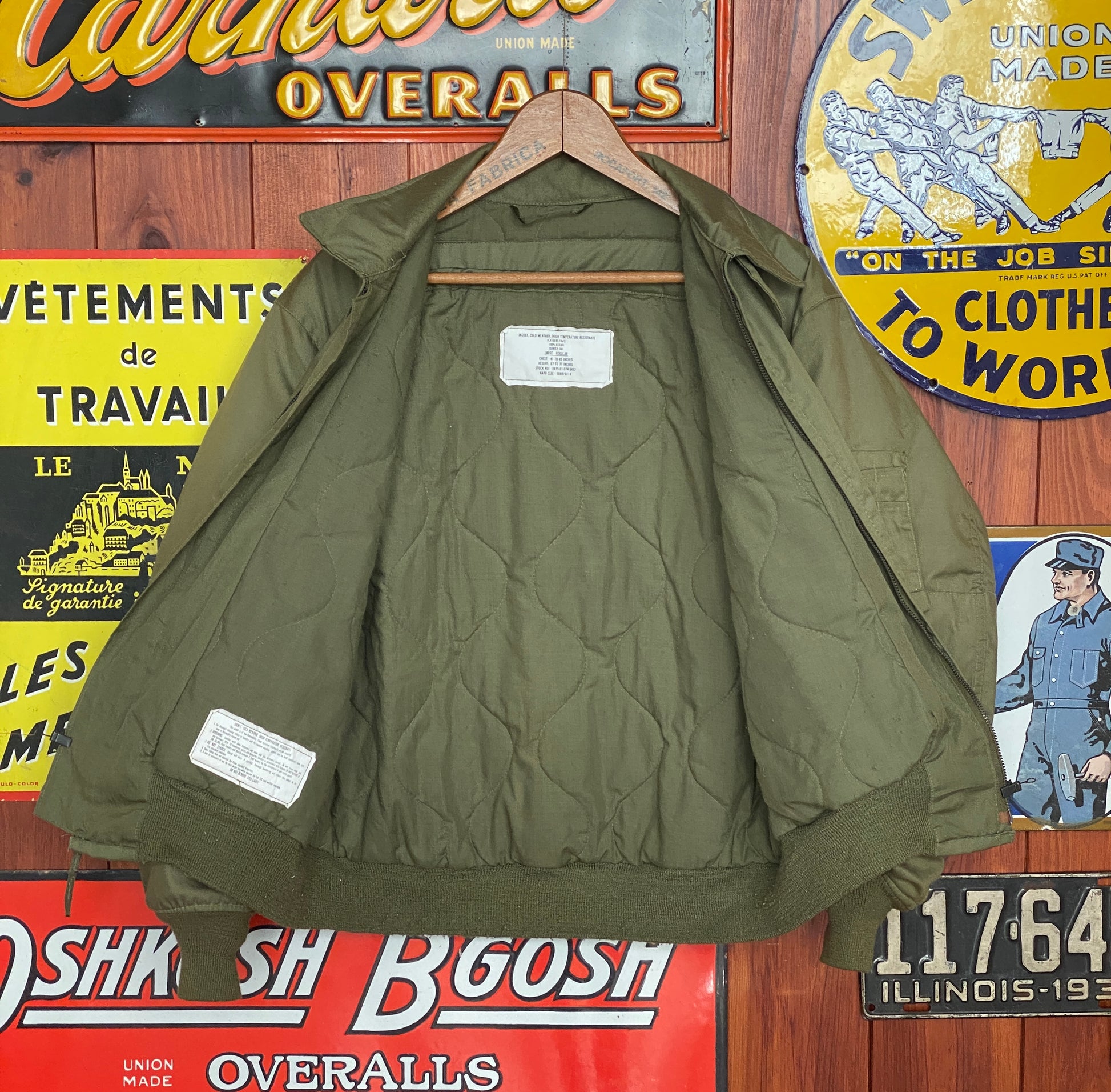 Size Large Regular Authentic Vintage 1989 US Military Bomber | Made in USA