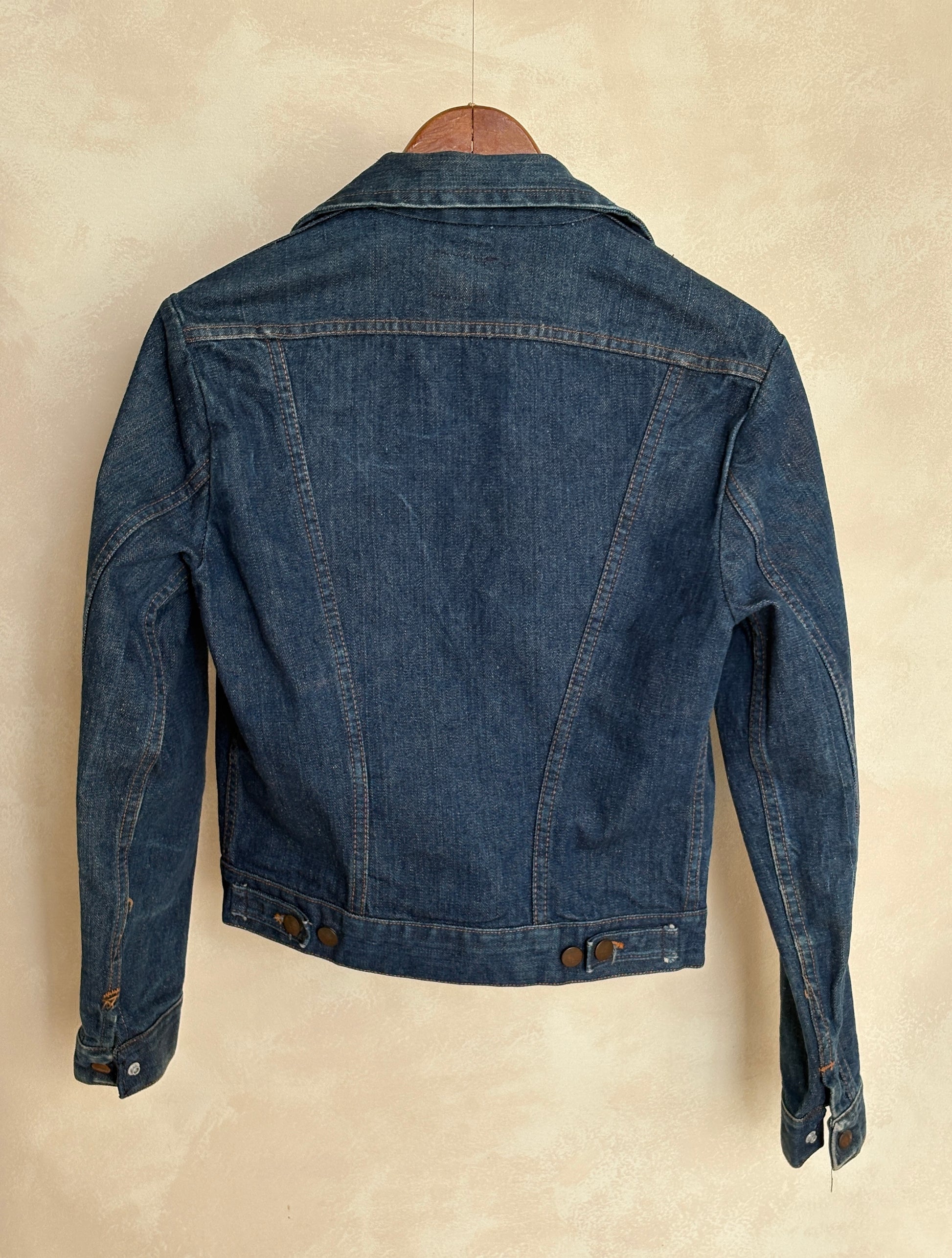 Size 36US / 46EU . Vintage 70s Wrangler Denim Jacket – 4 Pockets – Made in USA - USA Vintage Bcn
