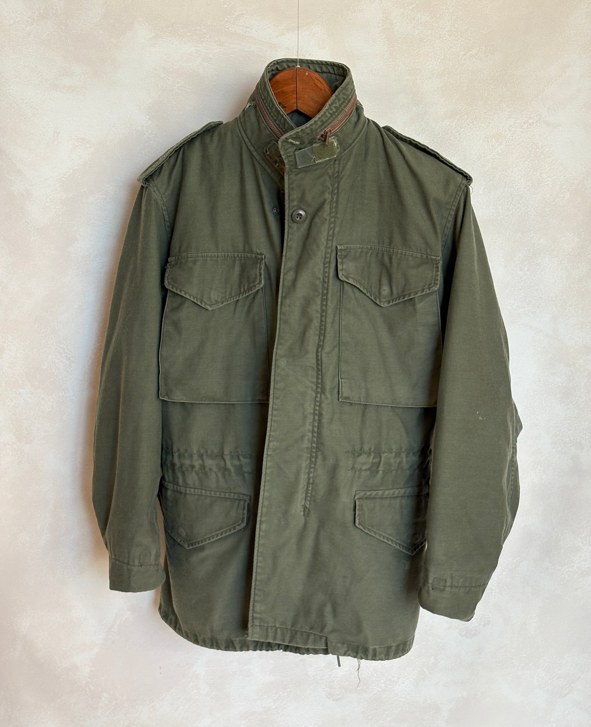 X Small Reg. Authentic 1980 US Army M-65 field jacket Military - USA Vintage Bcn