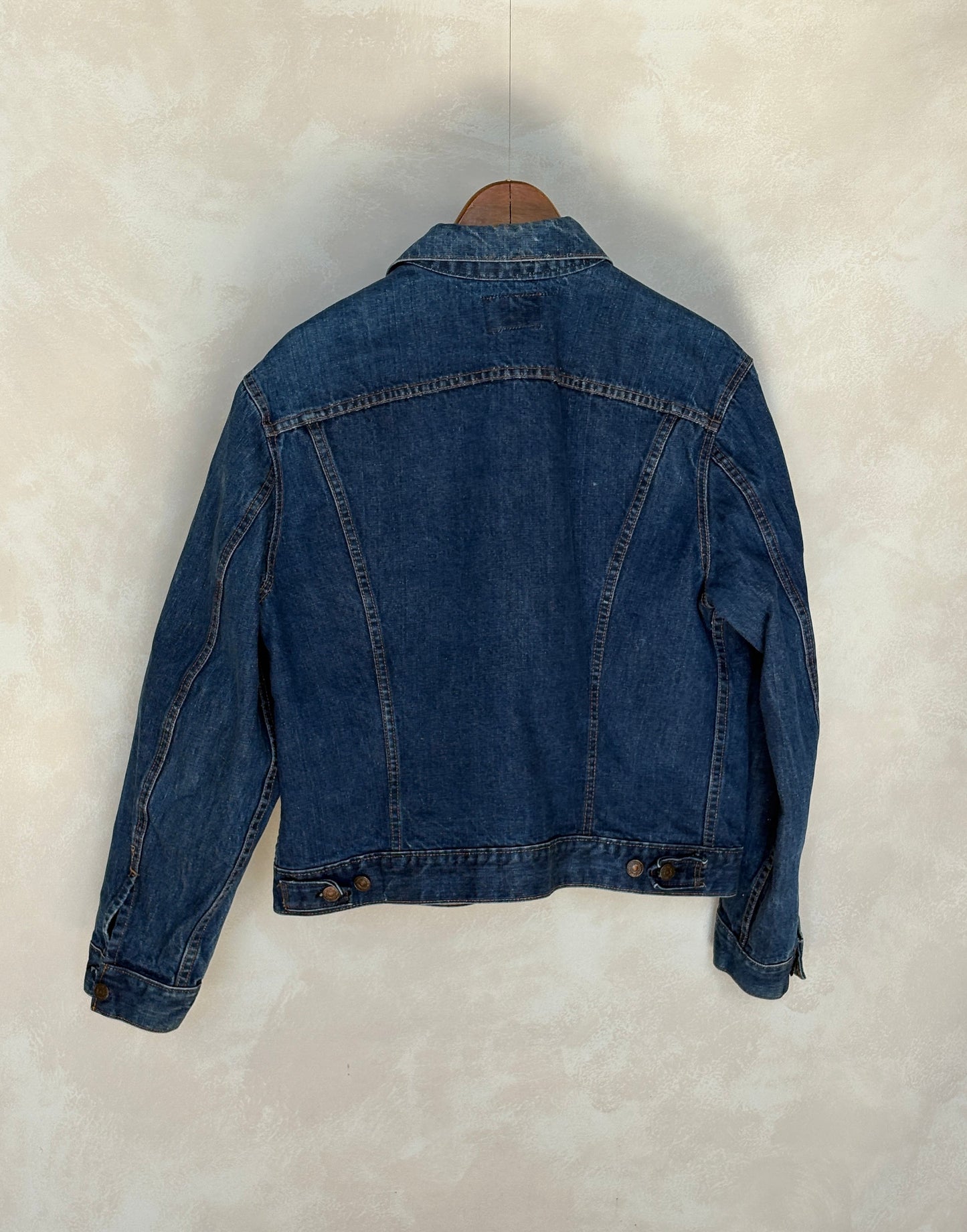 Size 46US / 56EU. Vintage Early 70s 2 pocket Levi’s Denim Jacket 70505 –Single Stitch, Made in USA - USA Vintage Bcn