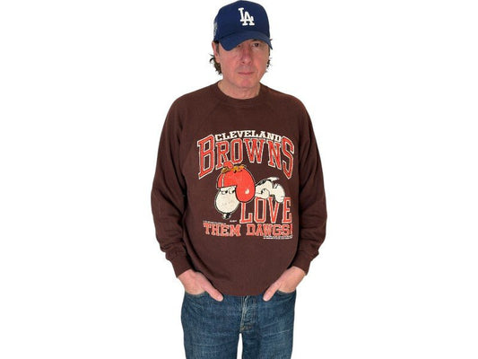 vintage cleveland browns sweatshirt, snoopy crewneck, russell athletic made in usa, vintage nfl sweatshirt, 80s sportswear