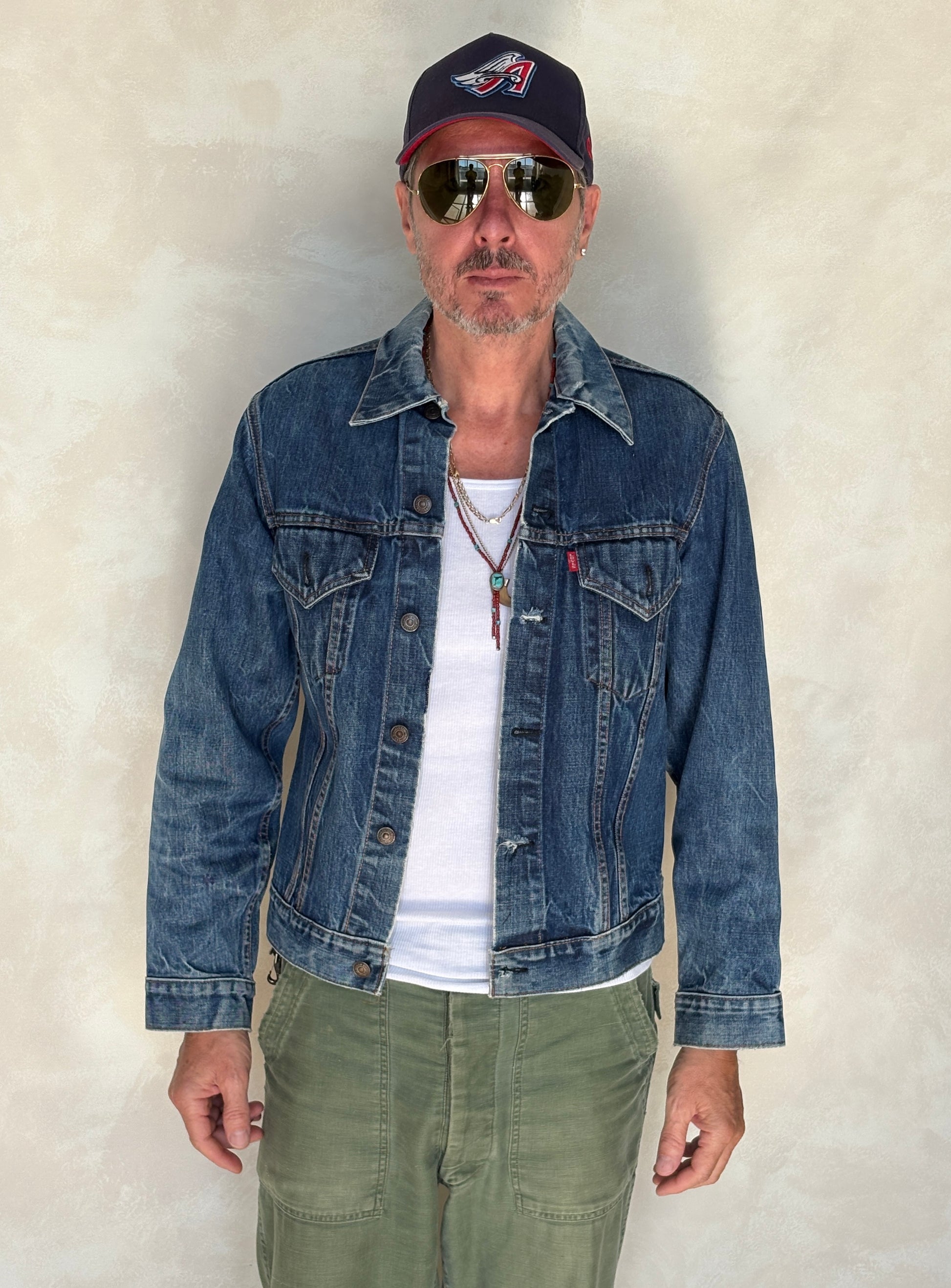 Size 40US / 50EU. Vintage Early 70s 2 pocket Levi’s Denim Jacket 70505 – Single Stitch, Made in USA - USA Vintage Bcn