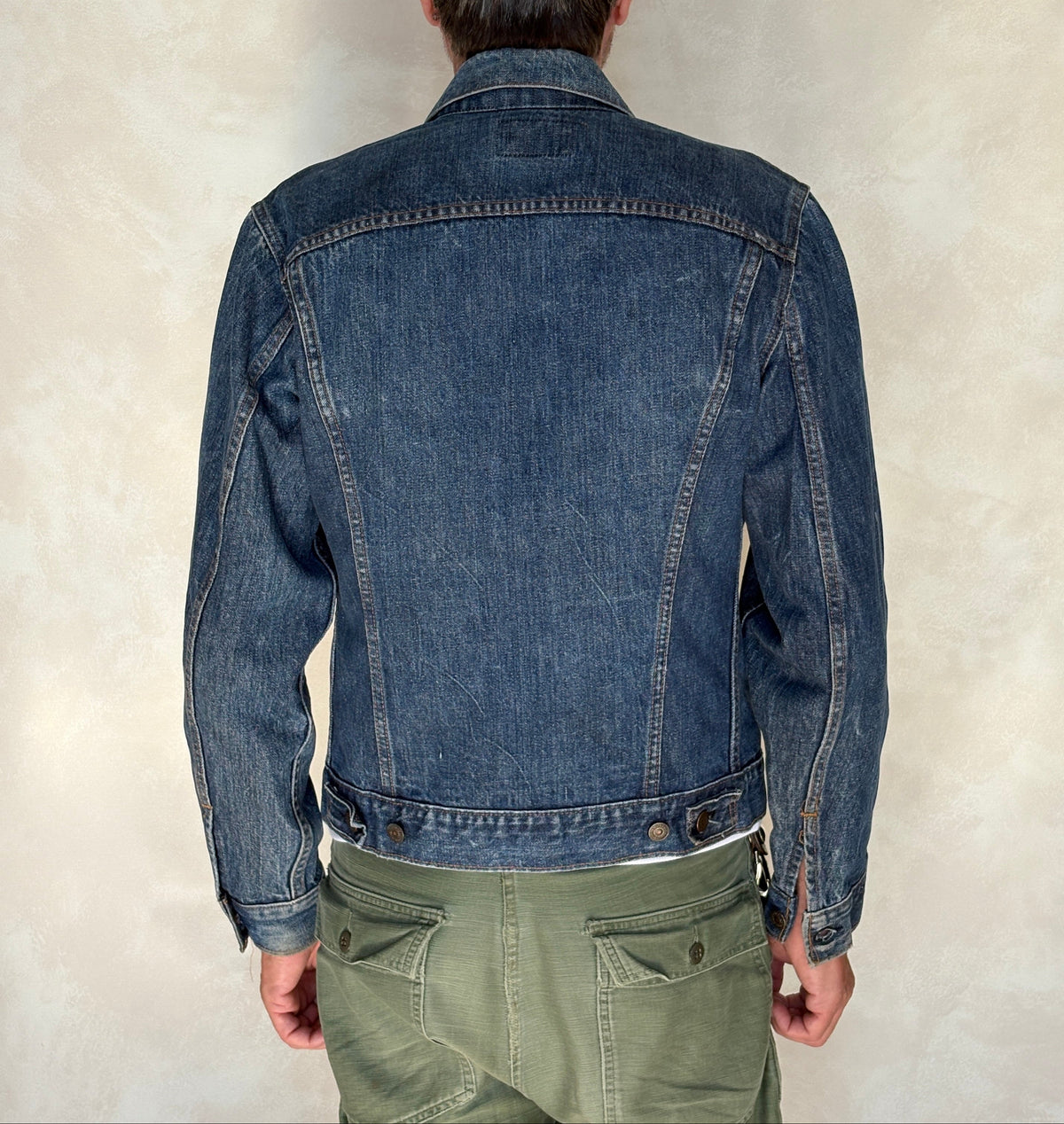 Size 38US / 48EU. Vintage Early 70s 2 pocket Levi’s Denim Jacket 70505 – Single Stitch, Made in USA-AJ357 Studio