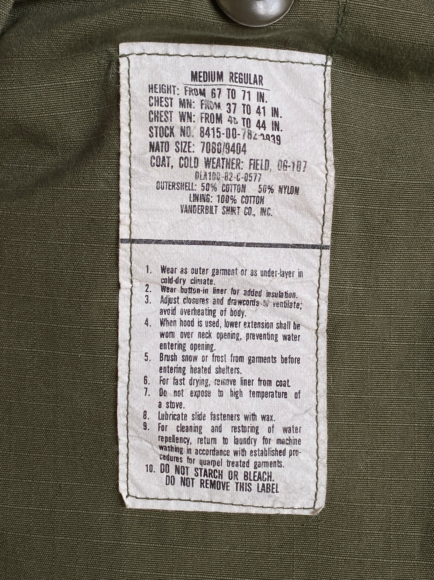 Med Reg. Authentic 1982 US M-65 field jacket Military - USA Vintage Bcn