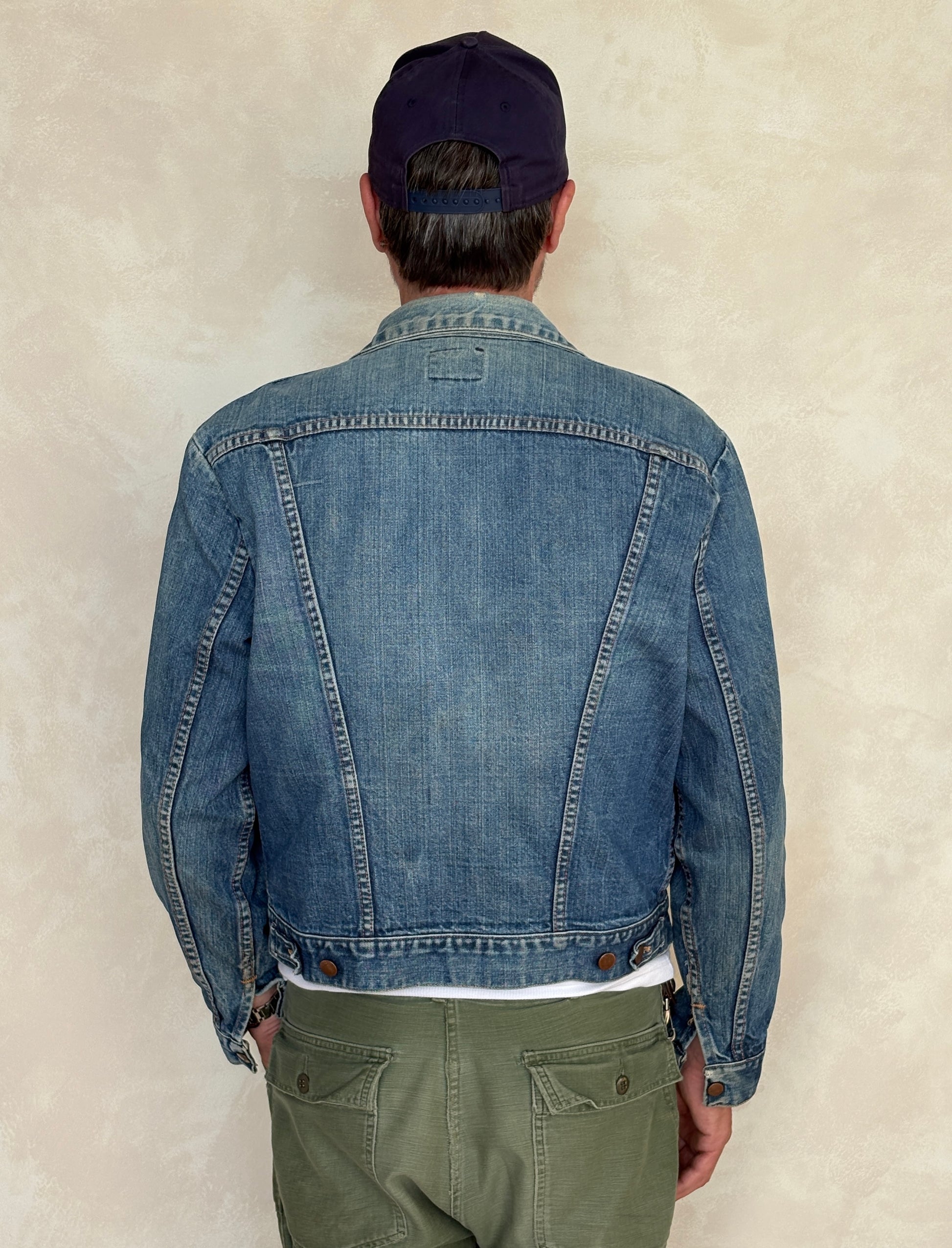Size 44US / 54 EU Authentic 70s Wrangler denim jacket -4 pockets- Made in the USA - USA Vintage Bcn