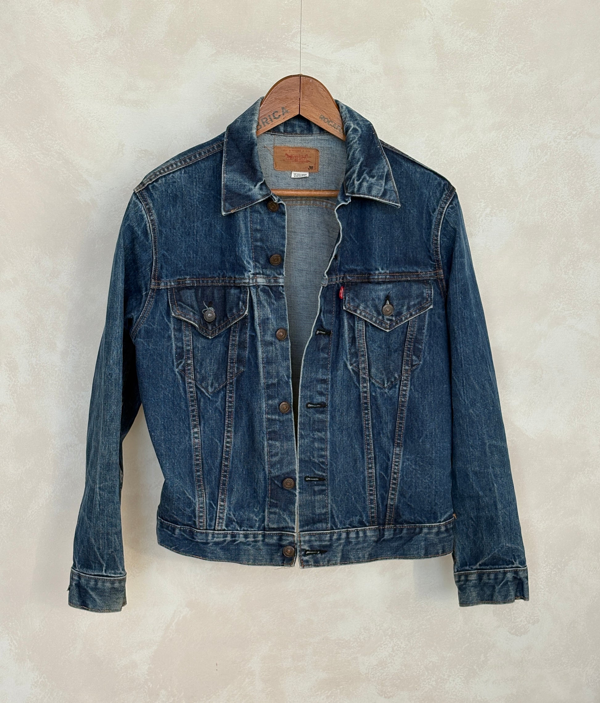 Size 38US / 48EU. Vintage Early 70s 2 pocket Levi’s Denim Jacket 70505 – Single Stitch, Made in USA - USA Vintage Bcn