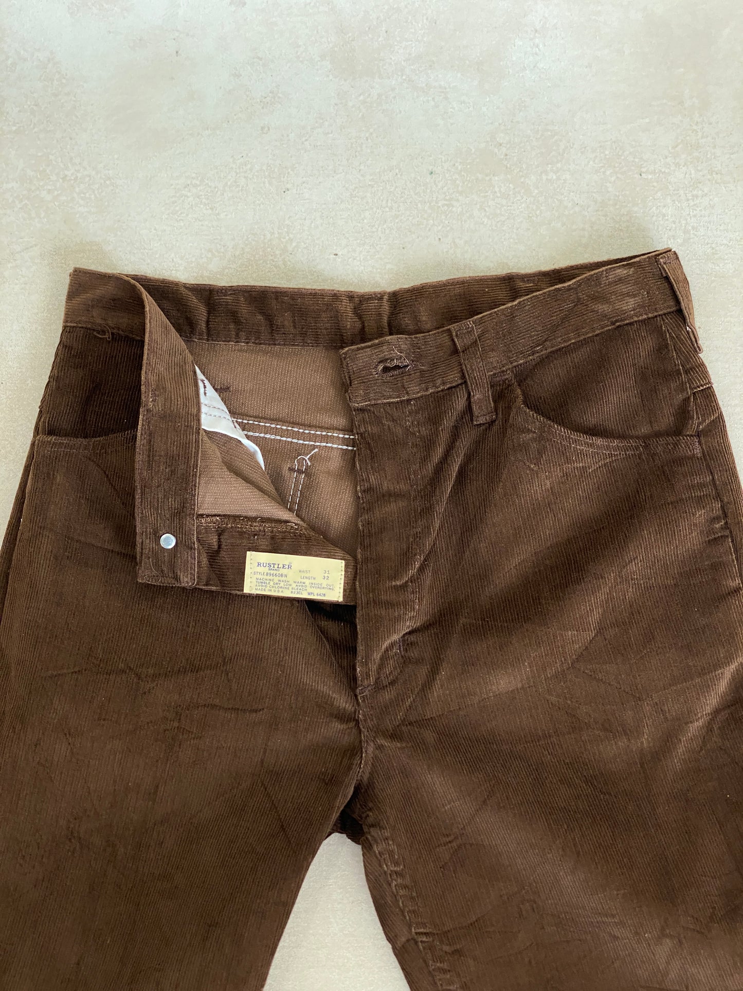 31X32 Vintage New old stock Rustler corduroy pants Made in USA - USA Vintage Bcn