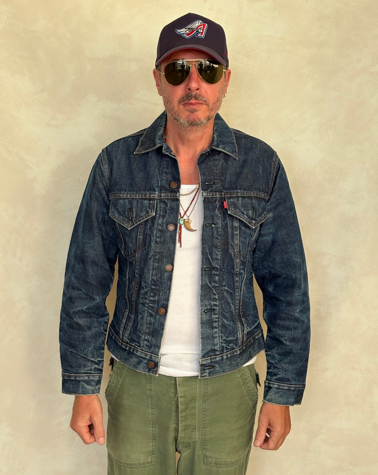 Size 38US / 48EU. Levis 70505 – Vintage Early 70s 2 pocket Levi’s lined Denim Jacket 70505 – Single Stitch, Made in USA -