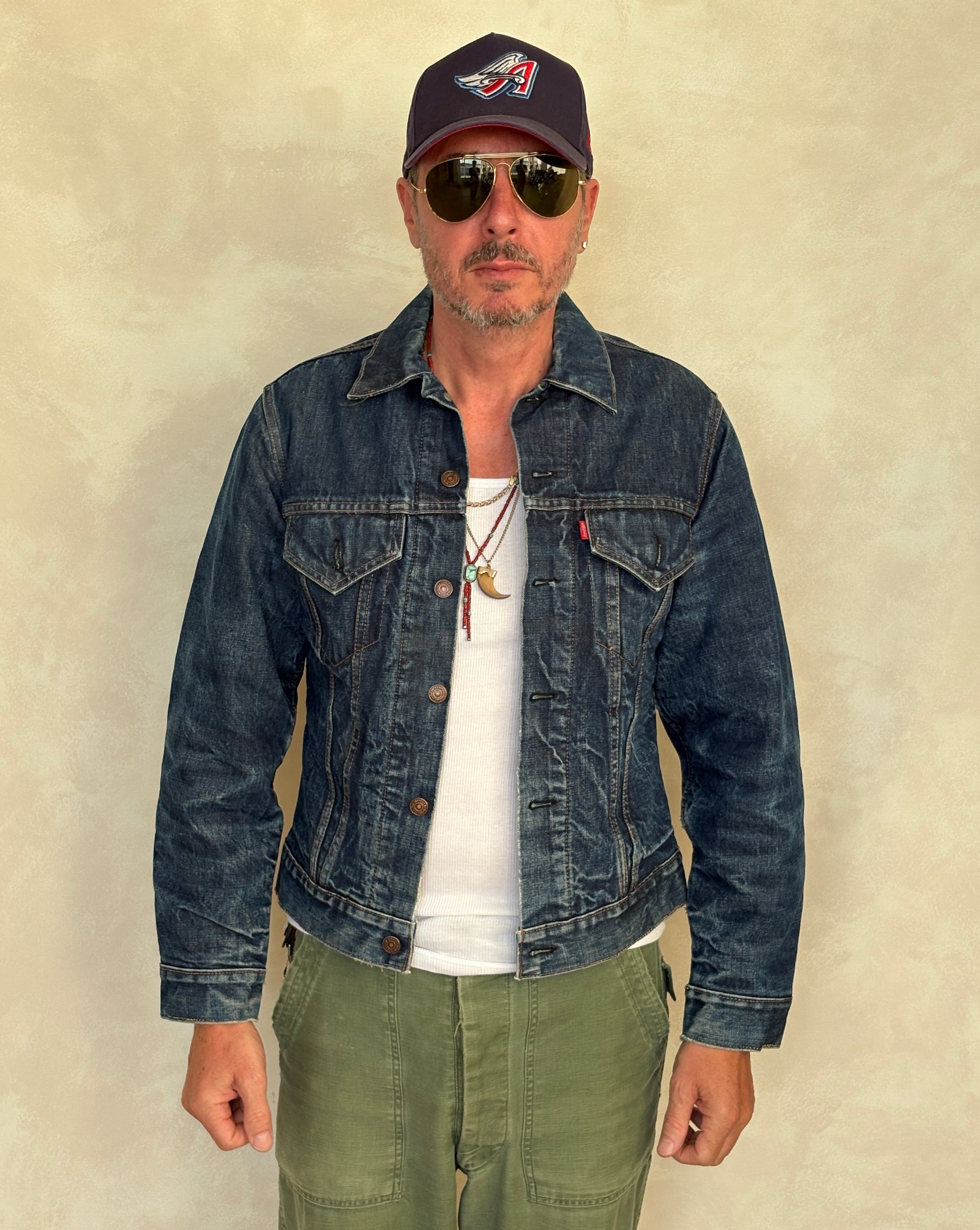 Size 38US / 48EU. Levis 70505 – Vintage Early 70s 2 pocket Levi’s lined Denim Jacket 70505 – Single Stitch, Made in USA -