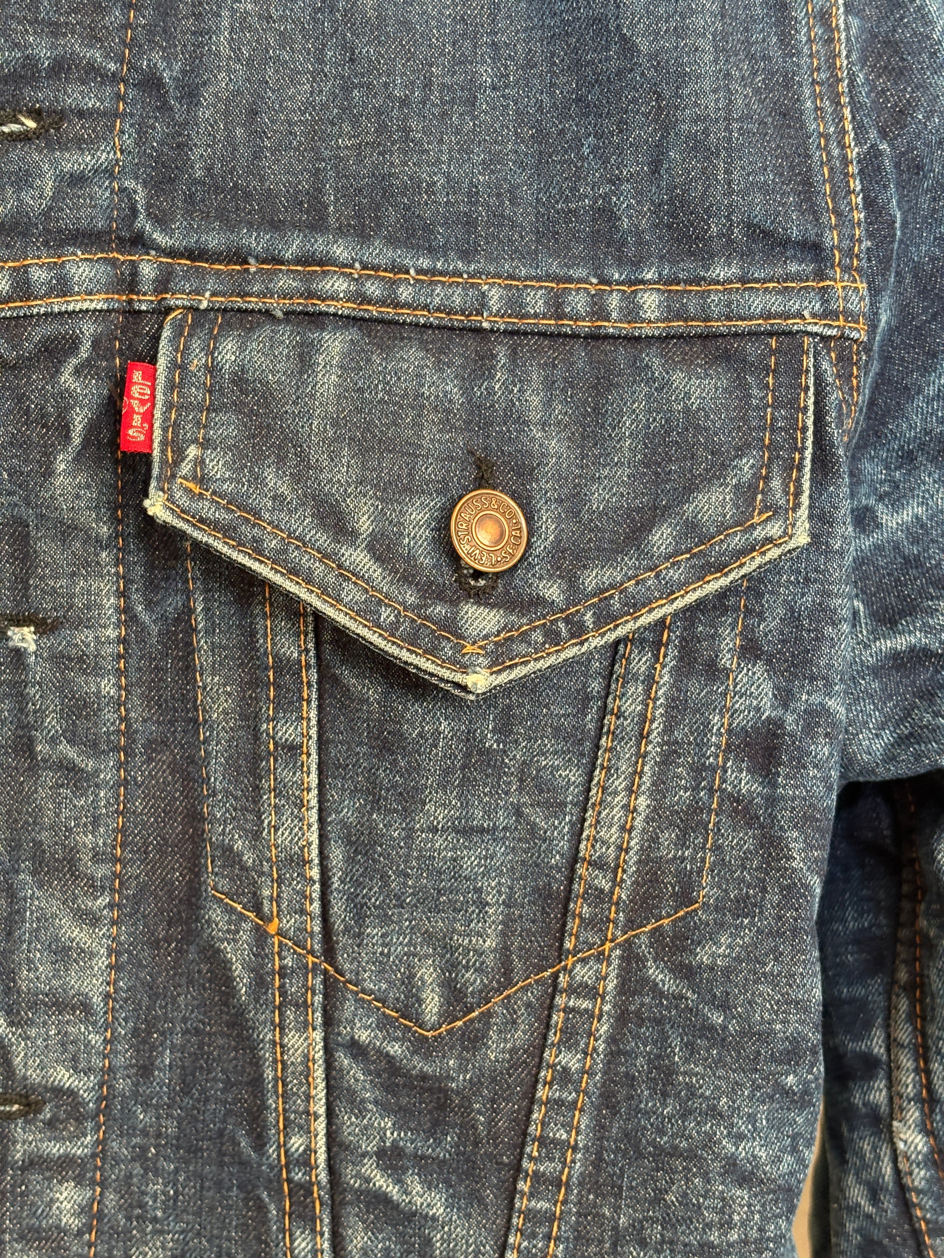 Size 38US / 48EU. Levis 70505 – Vintage Early 70s 2 pocket Levi’s lined Denim Jacket 70505 – Single Stitch, Made in USA -