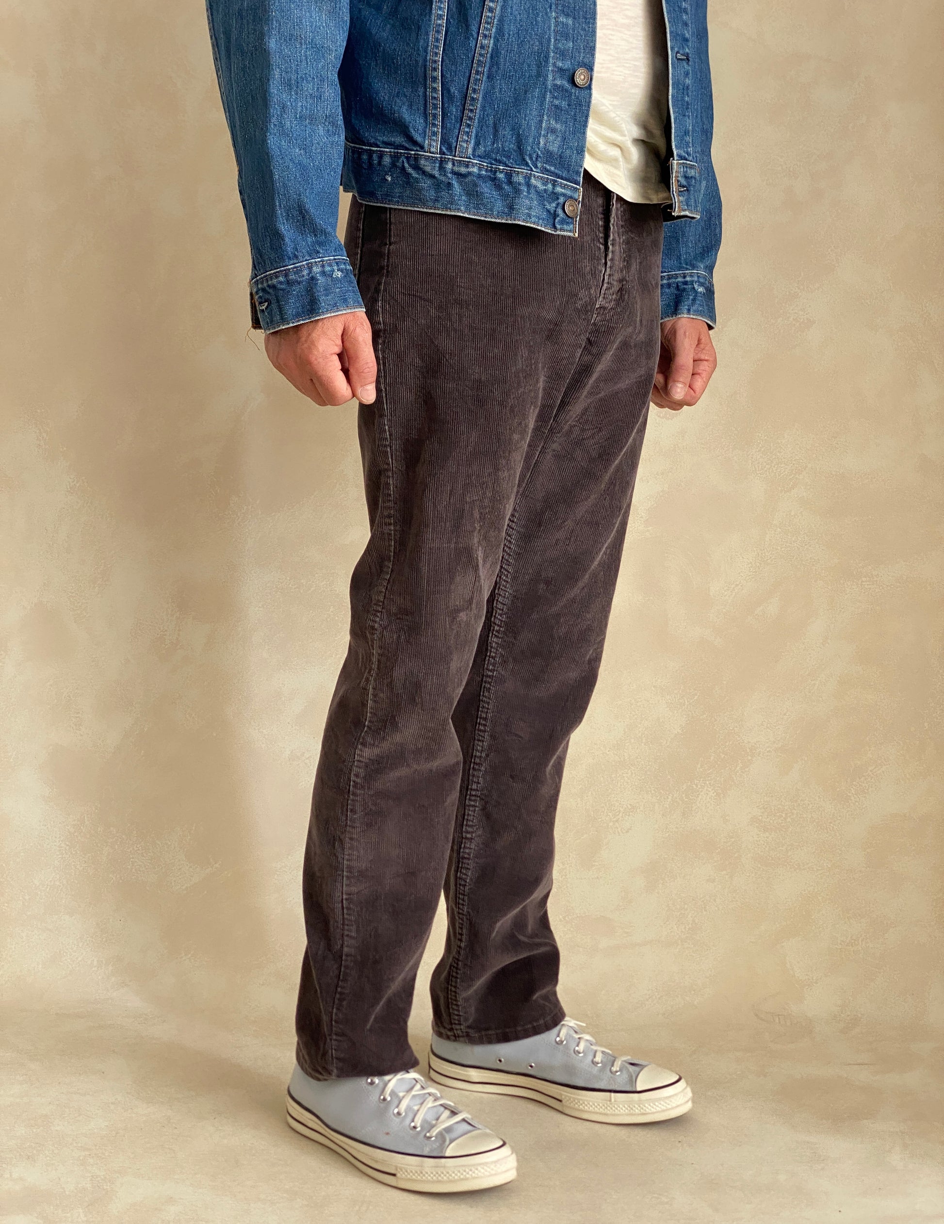 32X32 Vintage Levi’s 519 corduroy pants Made in USA - USA Vintage Bcn