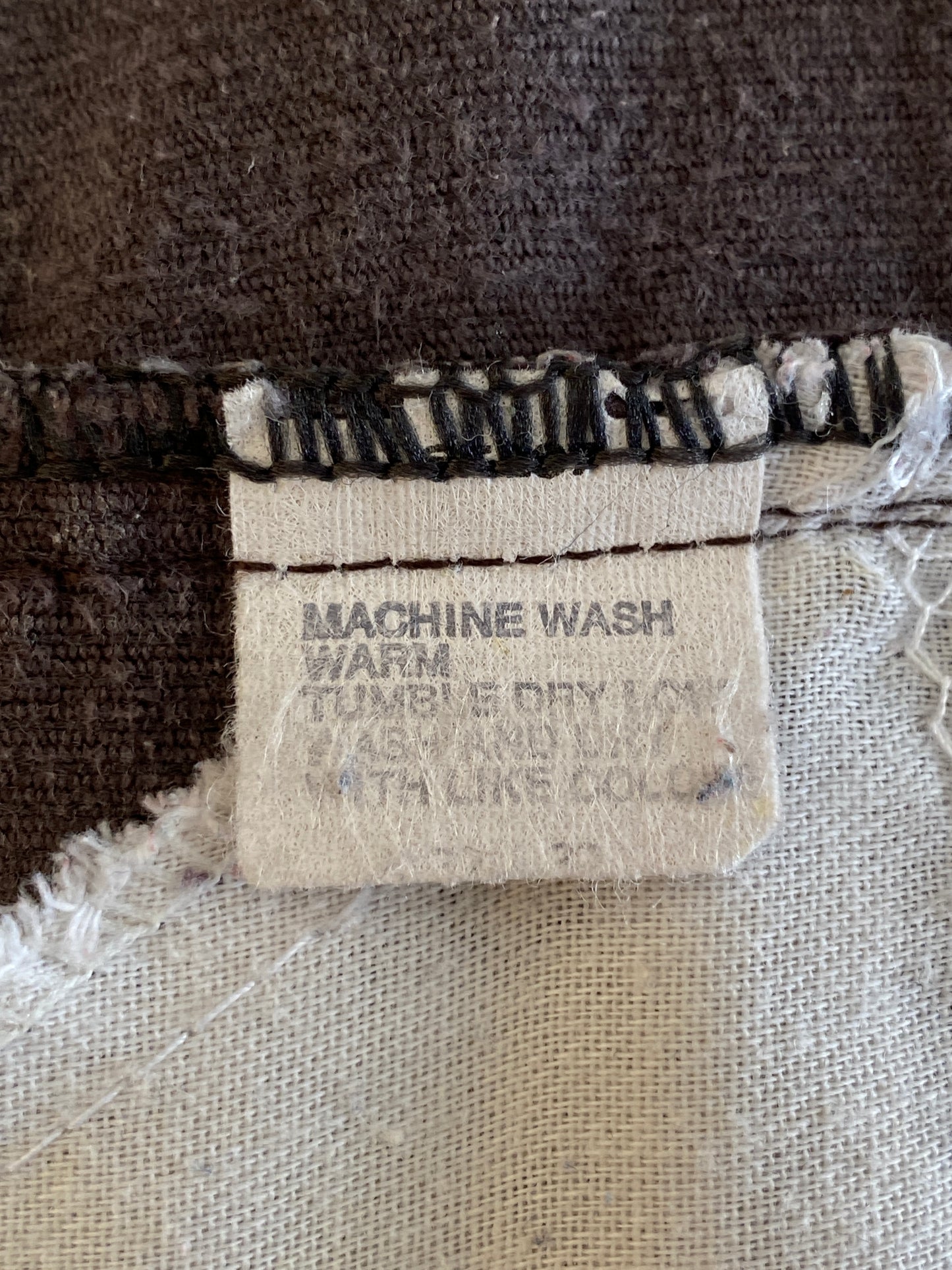 32X32 Vintage Levi’s 519 corduroy pants Made in USA - USA Vintage Bcn