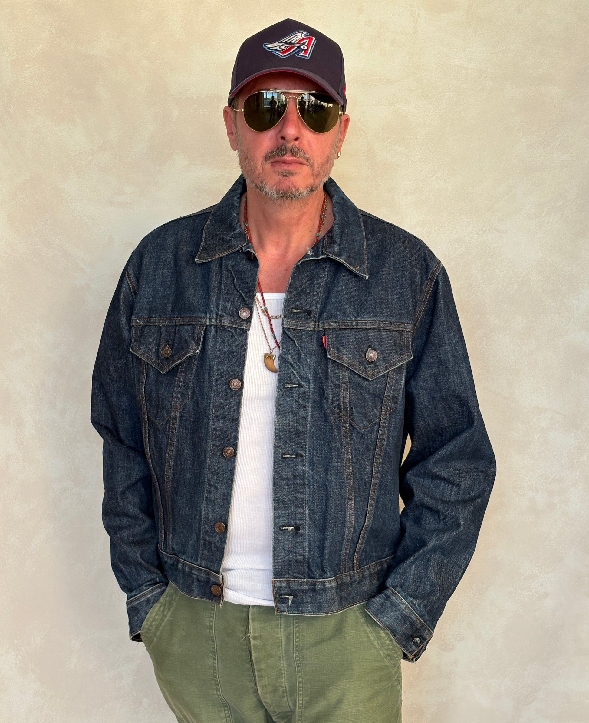 Size 46US / 56EU. Vintage Early 70s 2 pocket Levi’s Denim Jacket 70505 – Single Stitch, Made in USA - USA Vintage Bcn