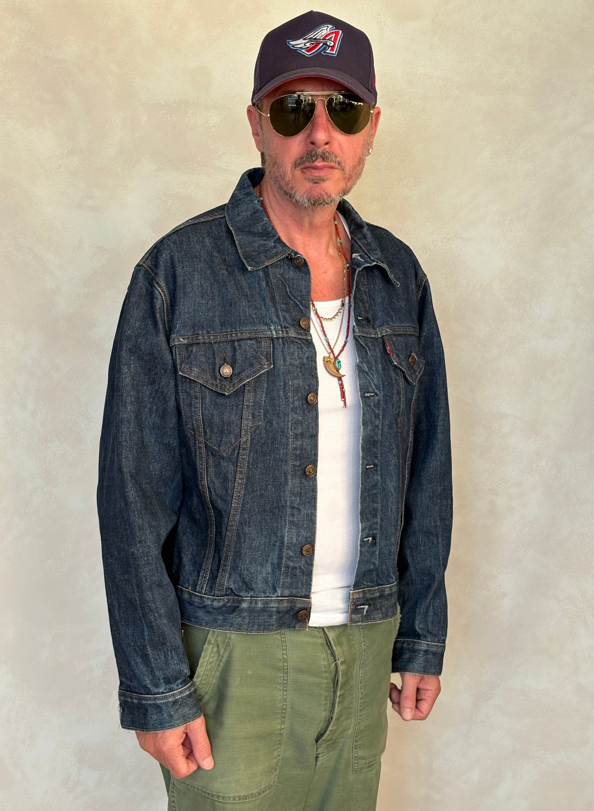 Size 46US / 56EU. Vintage Early 70s 2 pocket Levi’s Denim Jacket 70505 – Single Stitch, Made in USA - USA Vintage Bcn