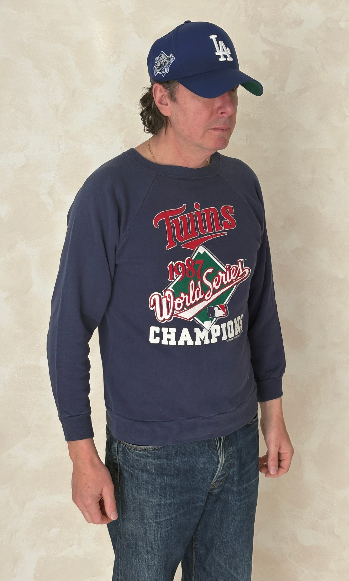 Size M Crew Sweat Twins Champions Made In USA By Champion 1987 - USA Vintage Bcn