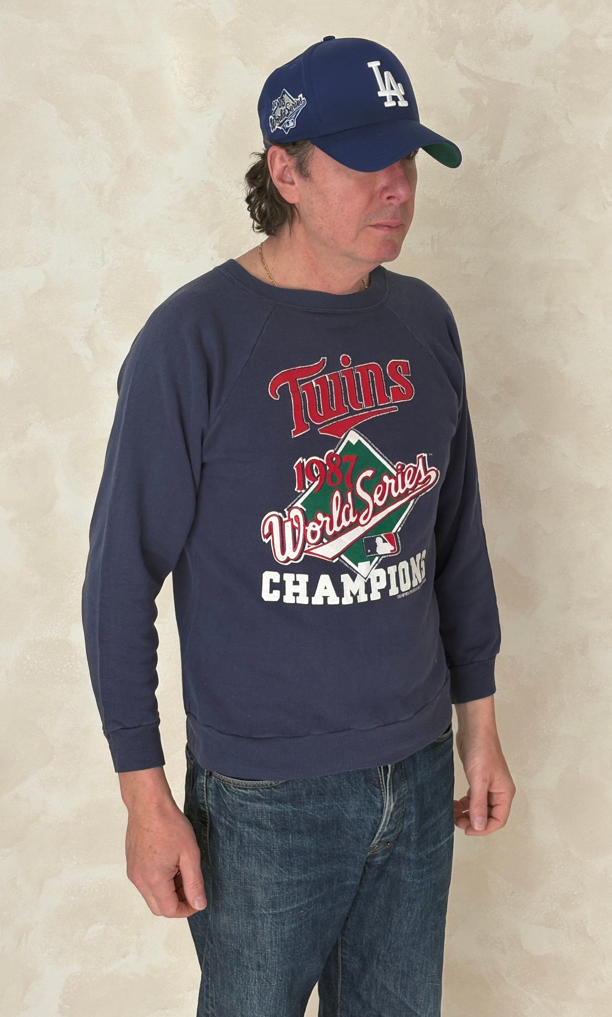 Size M Crew Sweat Twins Champions Made In USA By Champion 1987 - USA Vintage Bcn