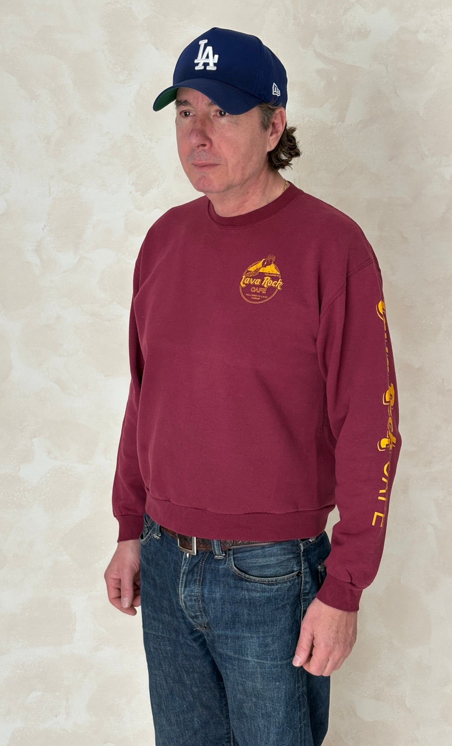 cafe rock sweatshirt, vintage crewneck, medium pullover, retro rock sweater, vintage casual wear, 90s sweatshirt,