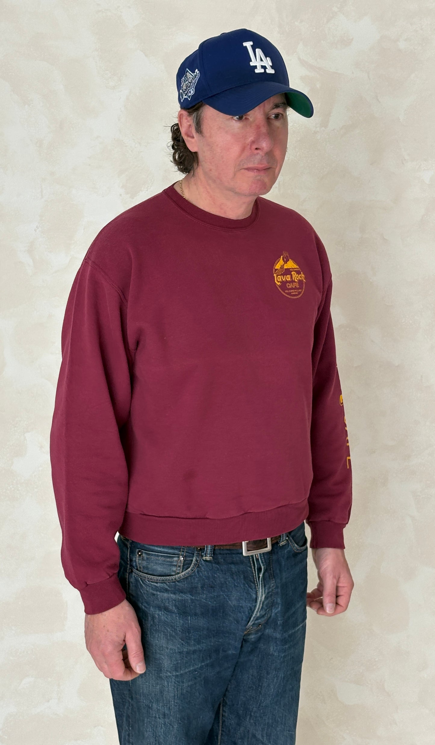cafe rock sweatshirt, vintage crewneck, medium pullover, retro rock sweater, vintage casual wear, 90s sweatshirt,