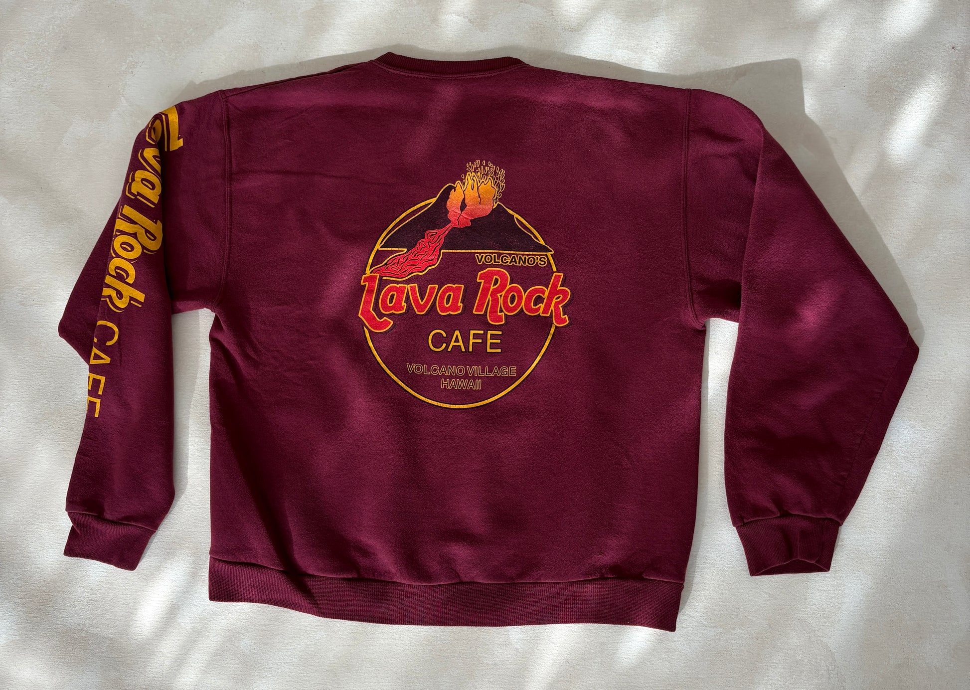 cafe rock sweatshirt, vintage crewneck, medium pullover, retro rock sweater, vintage casual wear, 90s sweatshirt,