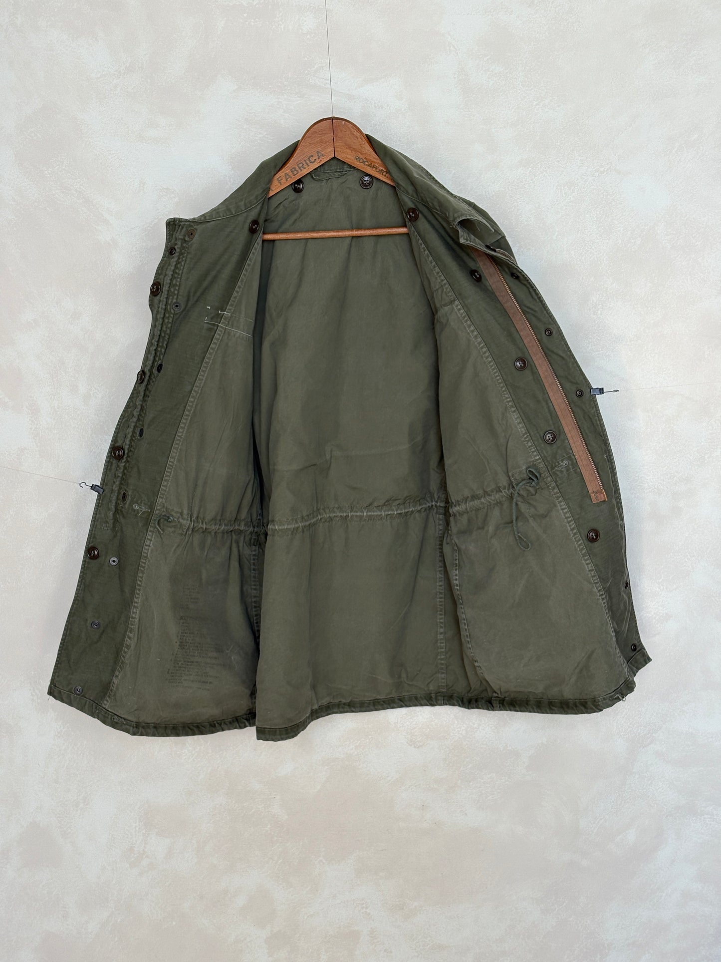 Med Long. Authentic 5th Army Vintage US Army M-51 OG-107 jacket. Military - USA Vintage Bcn