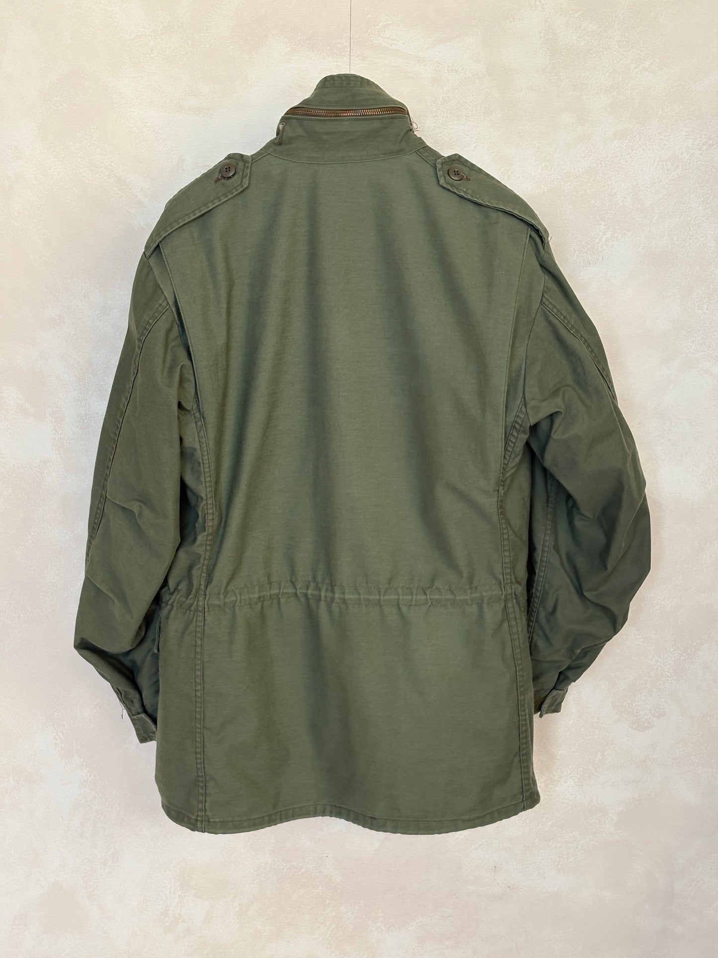Medium Long. Civilian US M-65 field jacket Military Style .Not army issued - USA Vintage Bcn