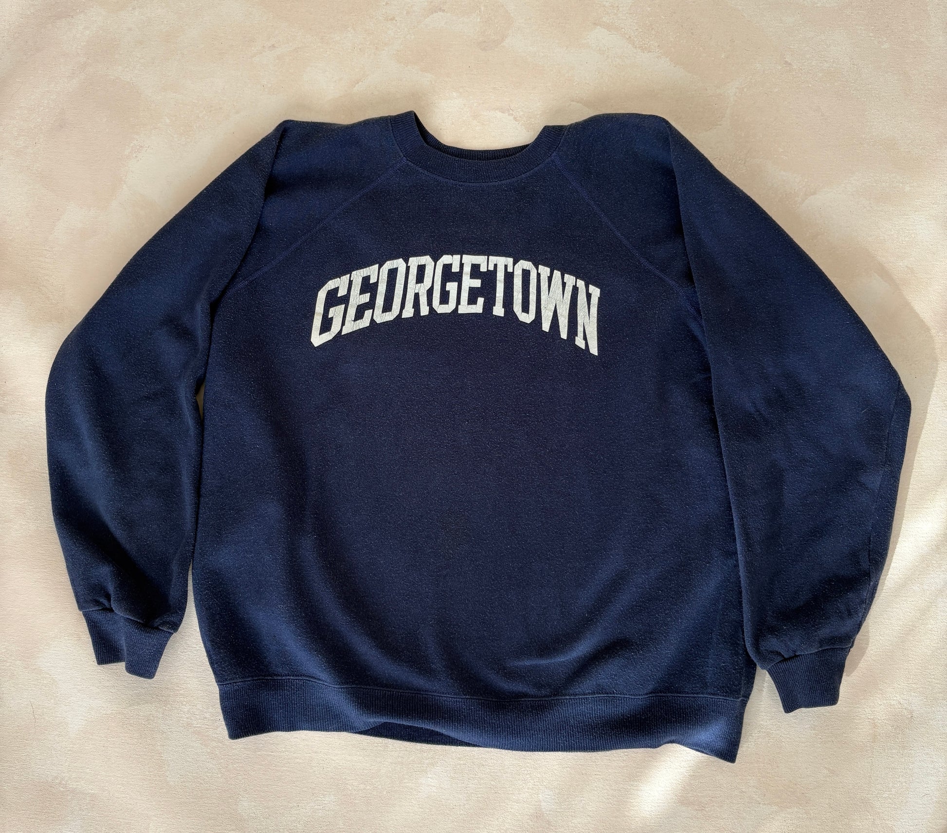 Size L Crew Neck Georgetown Made in USA By Hanes - USA Vintage Bcn