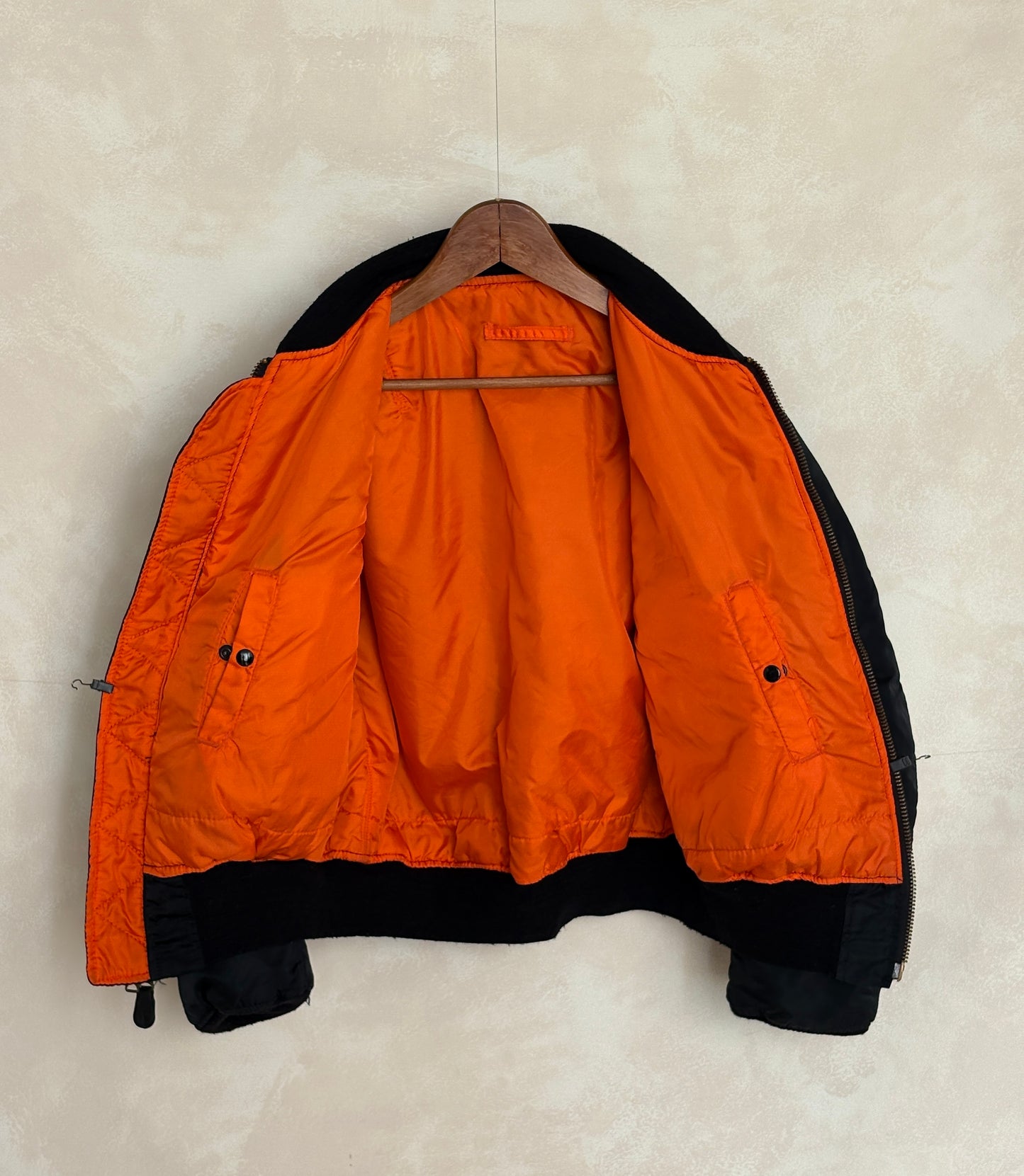 XL. vintage 90s Alpha Industries flying intermediate type MA-1 jacket, Made in USA