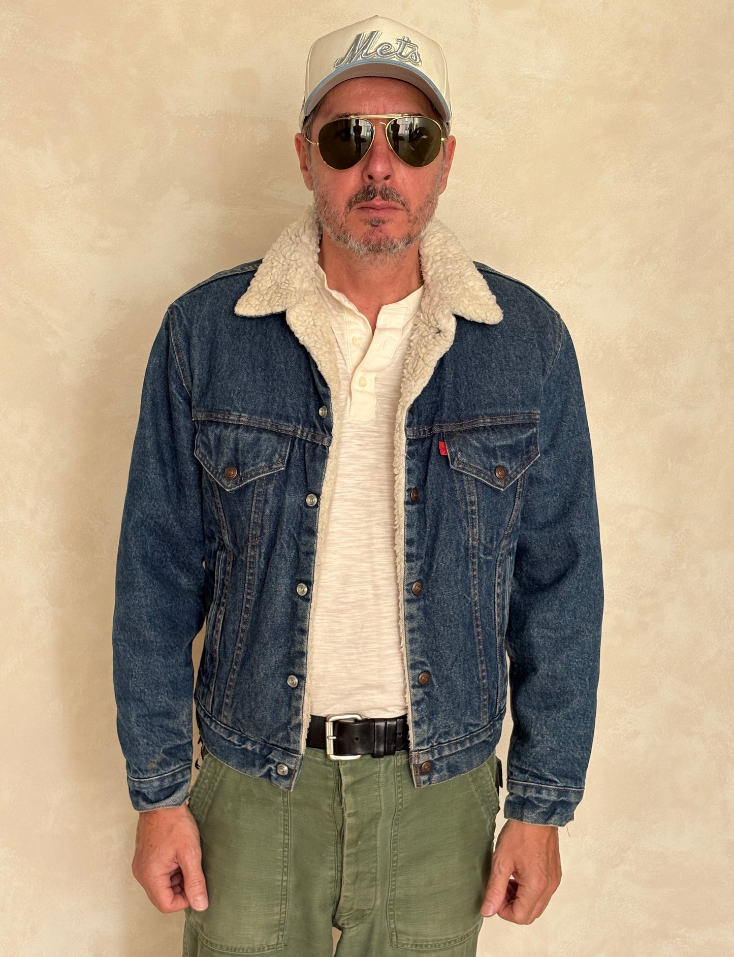 Size 36US/46EU. 4 pockets Vintage Levis fleece-sherpa Jacket Made in USA.