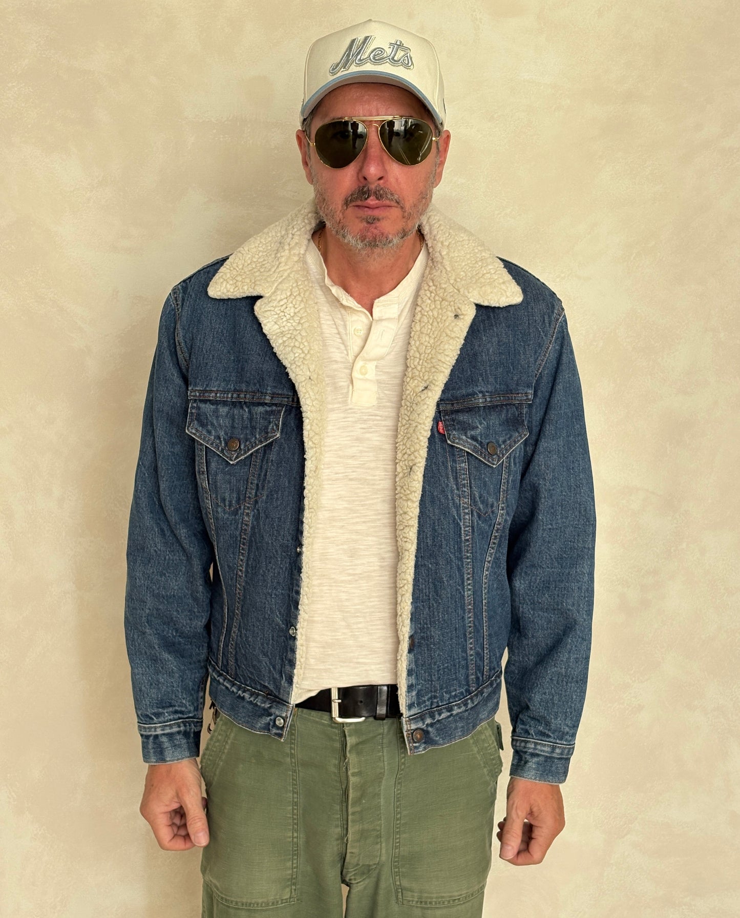 Size 44US / 54EU. 2 pockets Vintage Levis fleece-sherpa Jacket Made in USA.