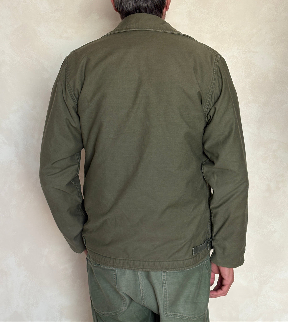 US Navy A-2 Deck Jacket — Authentic Military Outerwear. Size Medium-AJ357 Studio