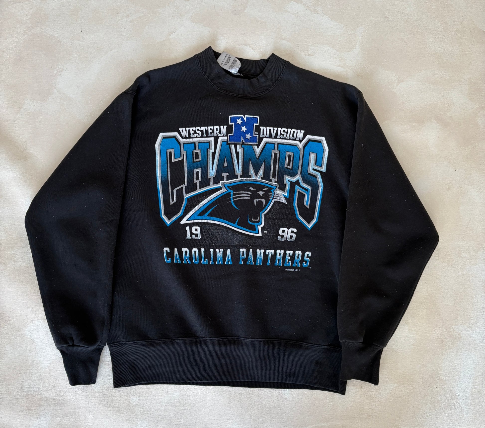Size M Crew Neck Carolina Panthers Champions 1998 Made By Fruit of the Loom - USA Vintage Bcn